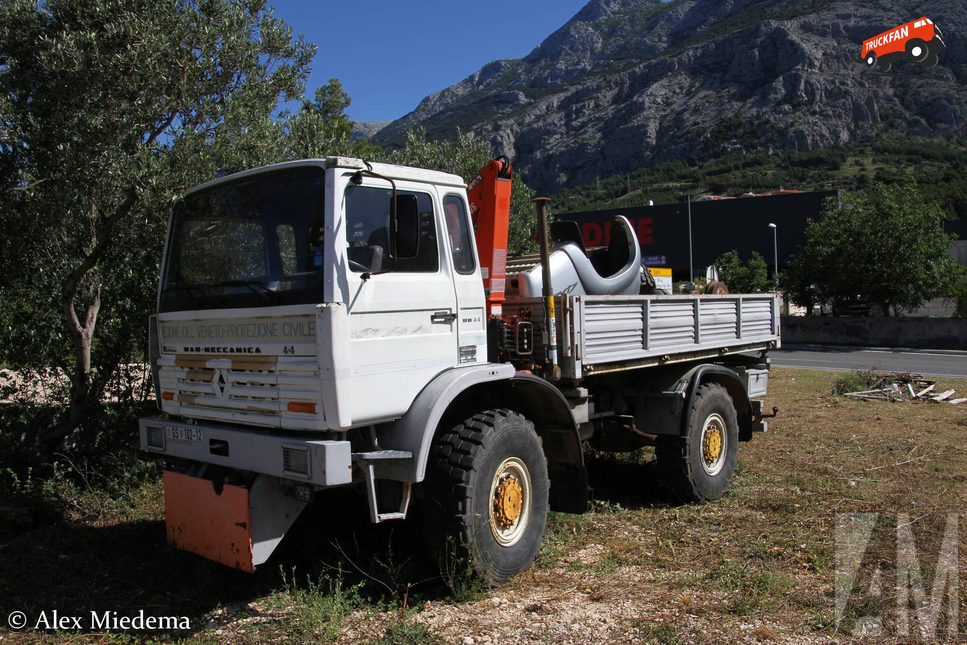 MAN-Meccanica voertuig met Ferrari GR2300S laadkraan