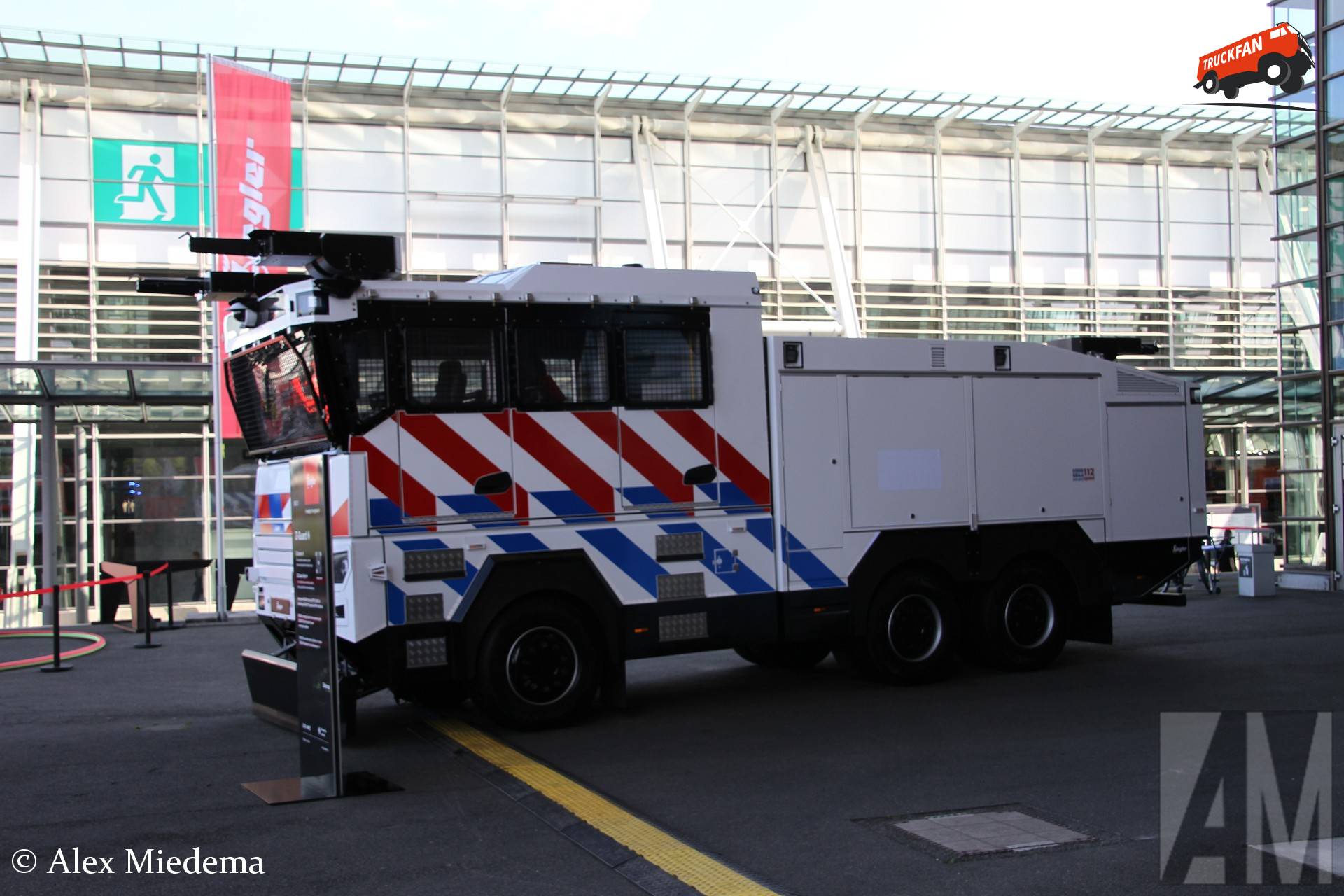 Ziegler PSV9000 water cannon on Mercedes-Benz Arocs