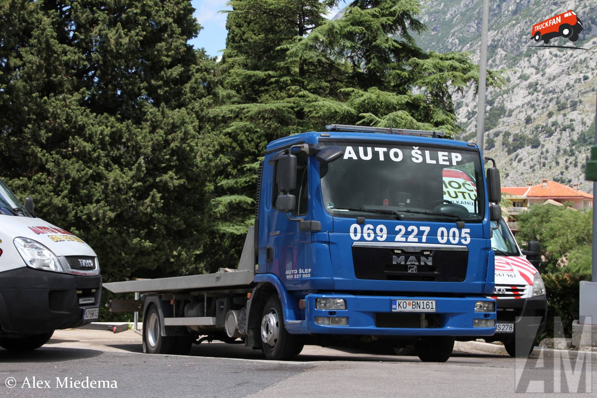 Auto šlep Popović Kotor MAN TGL voertuig