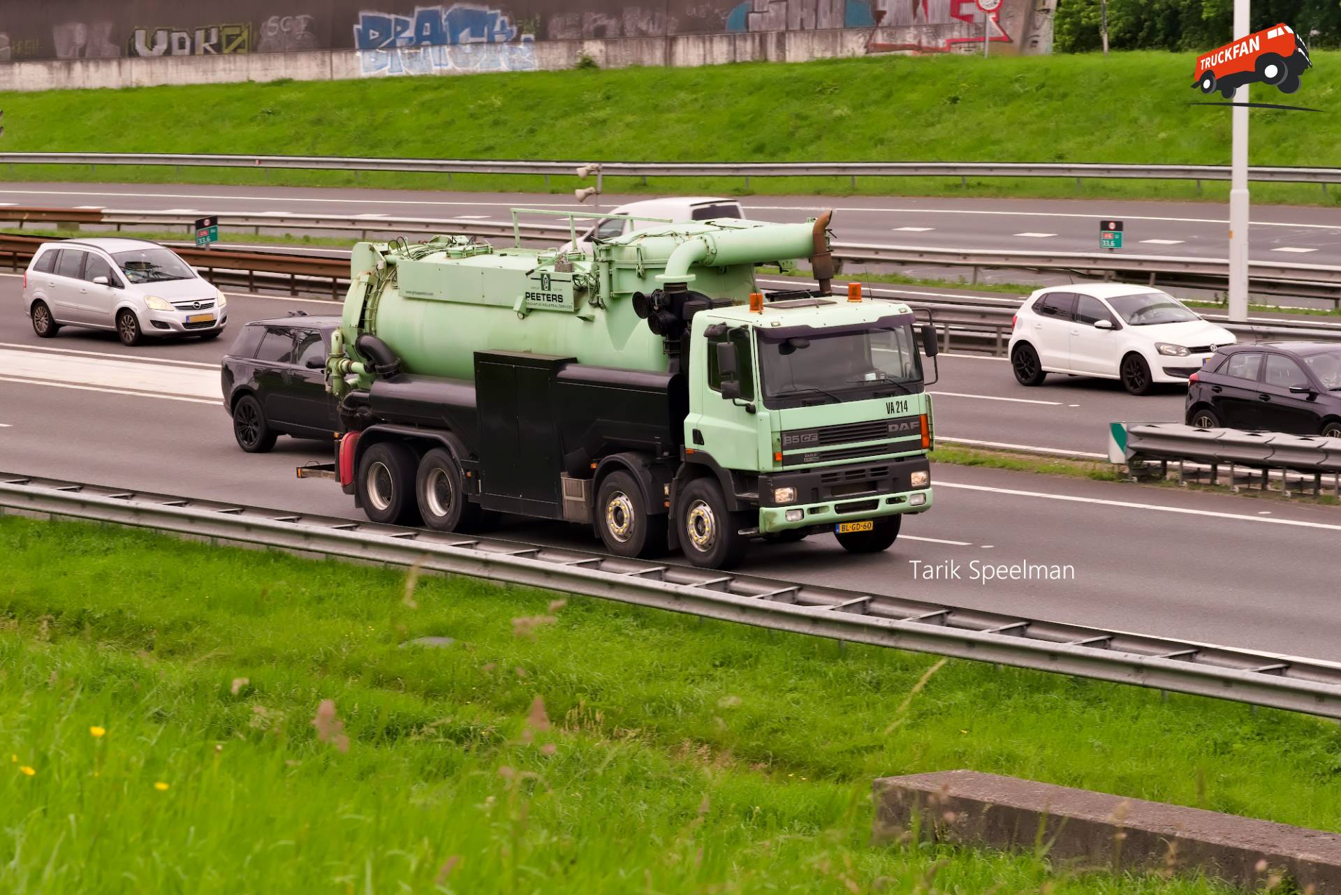 DAF 85CF vrachtwagen met kenteken BL-GD-60