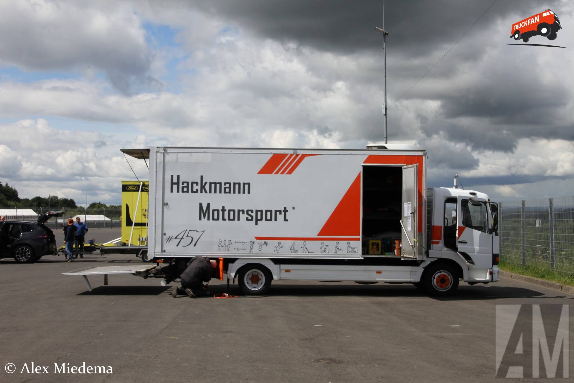 Hackmann Motorsport Mercedes-Benz Atego tijdens Nürburgring Classic 2026