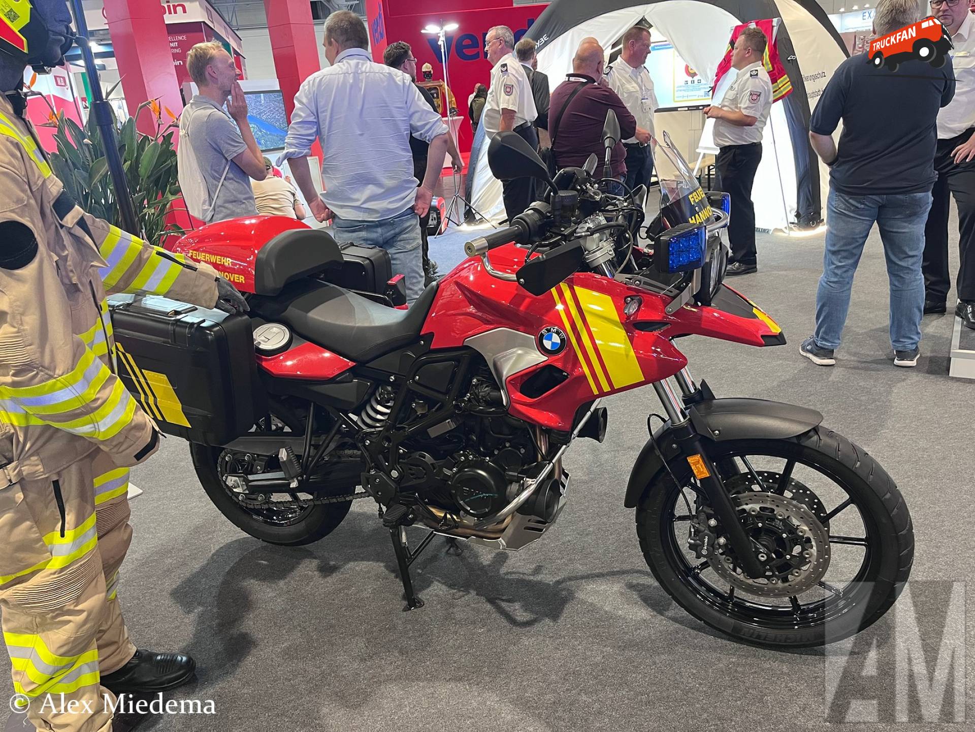 BMW motorfiets van Feuerwehr Hannover op Messe Hannover