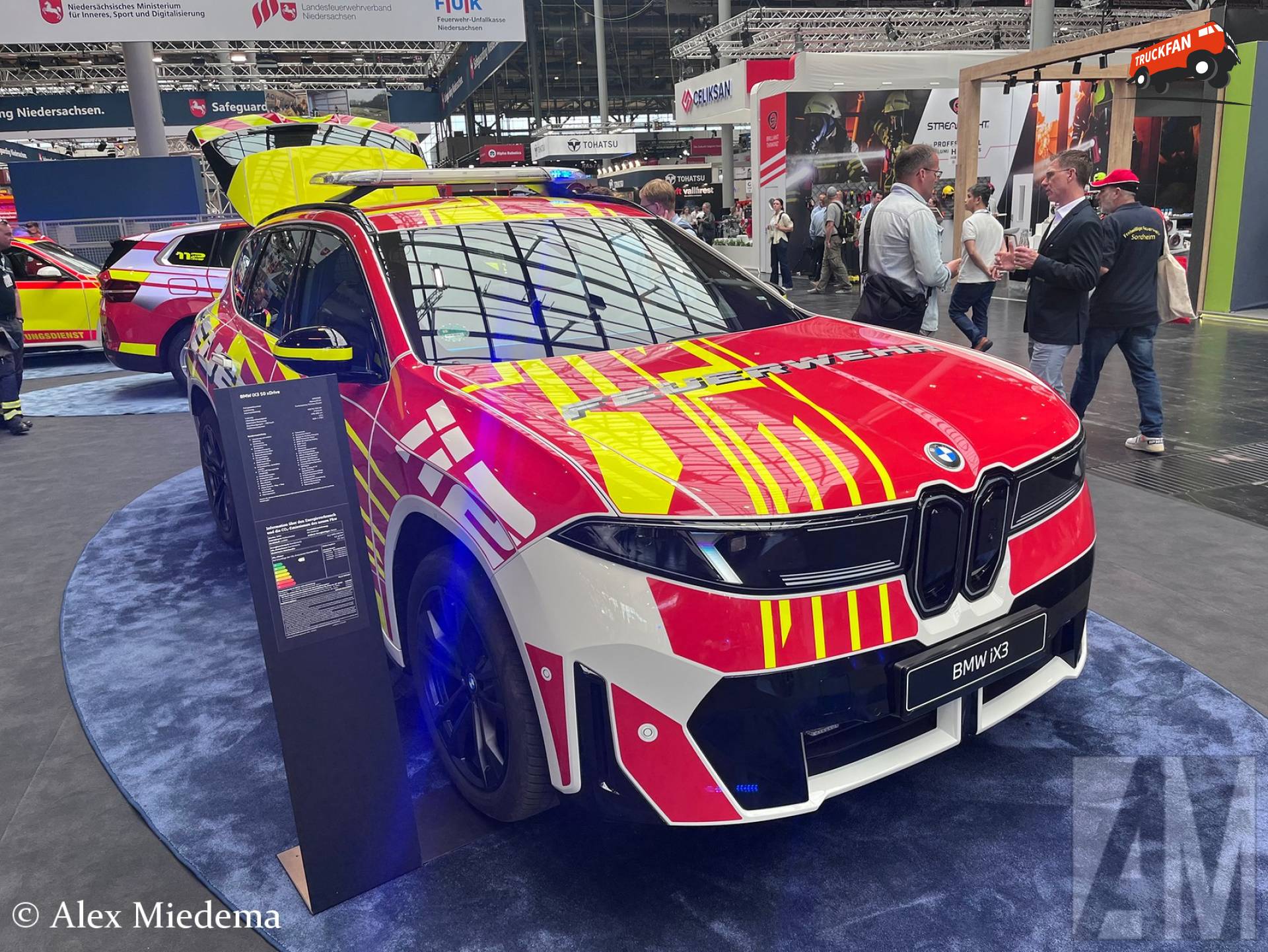 BMW iX3 op Interschutz 2026 in Messe Hannover