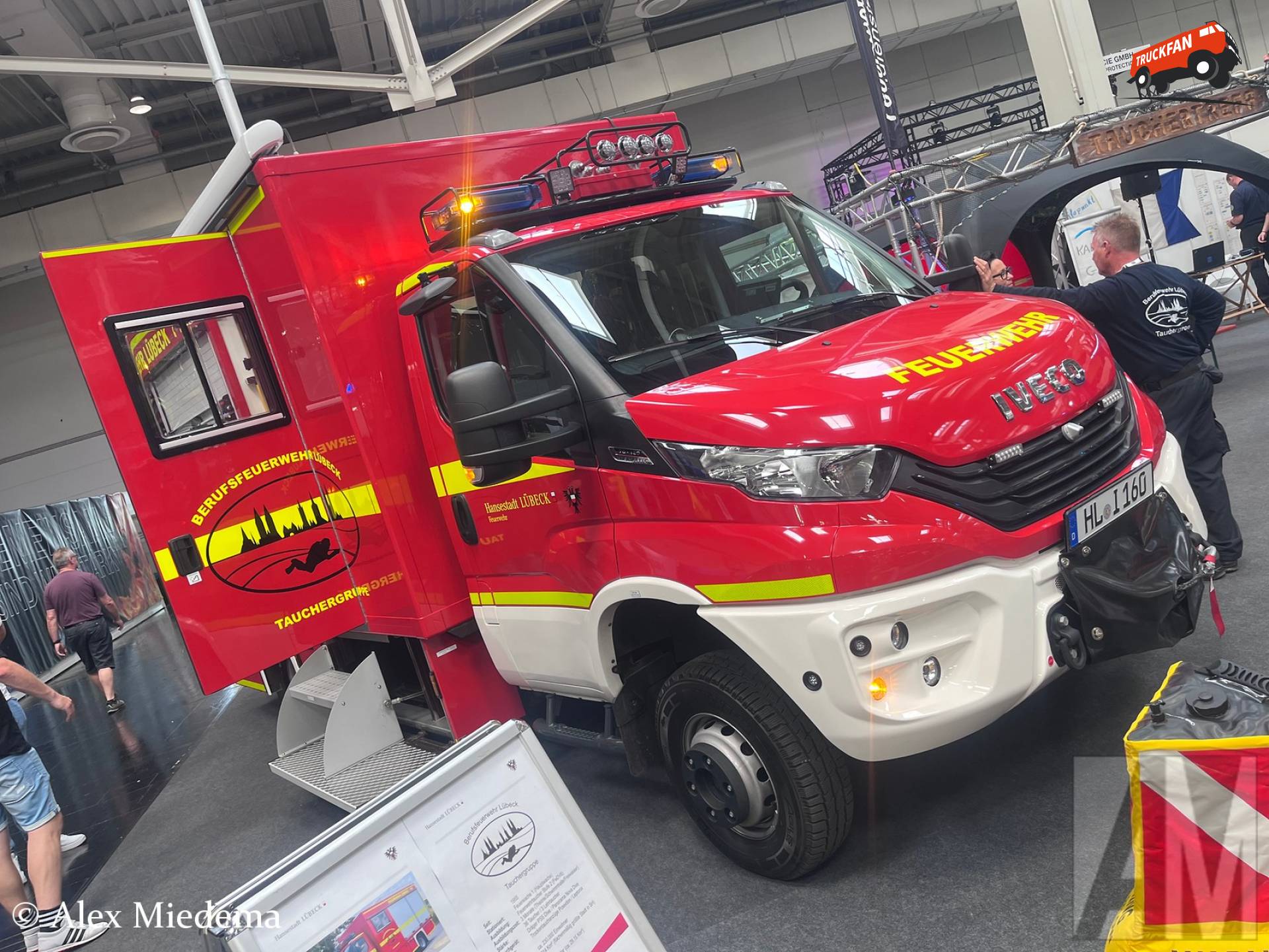 Waterongevallenvoertuig Iveco Daily van Berufsfeuerwehr Lübeck
