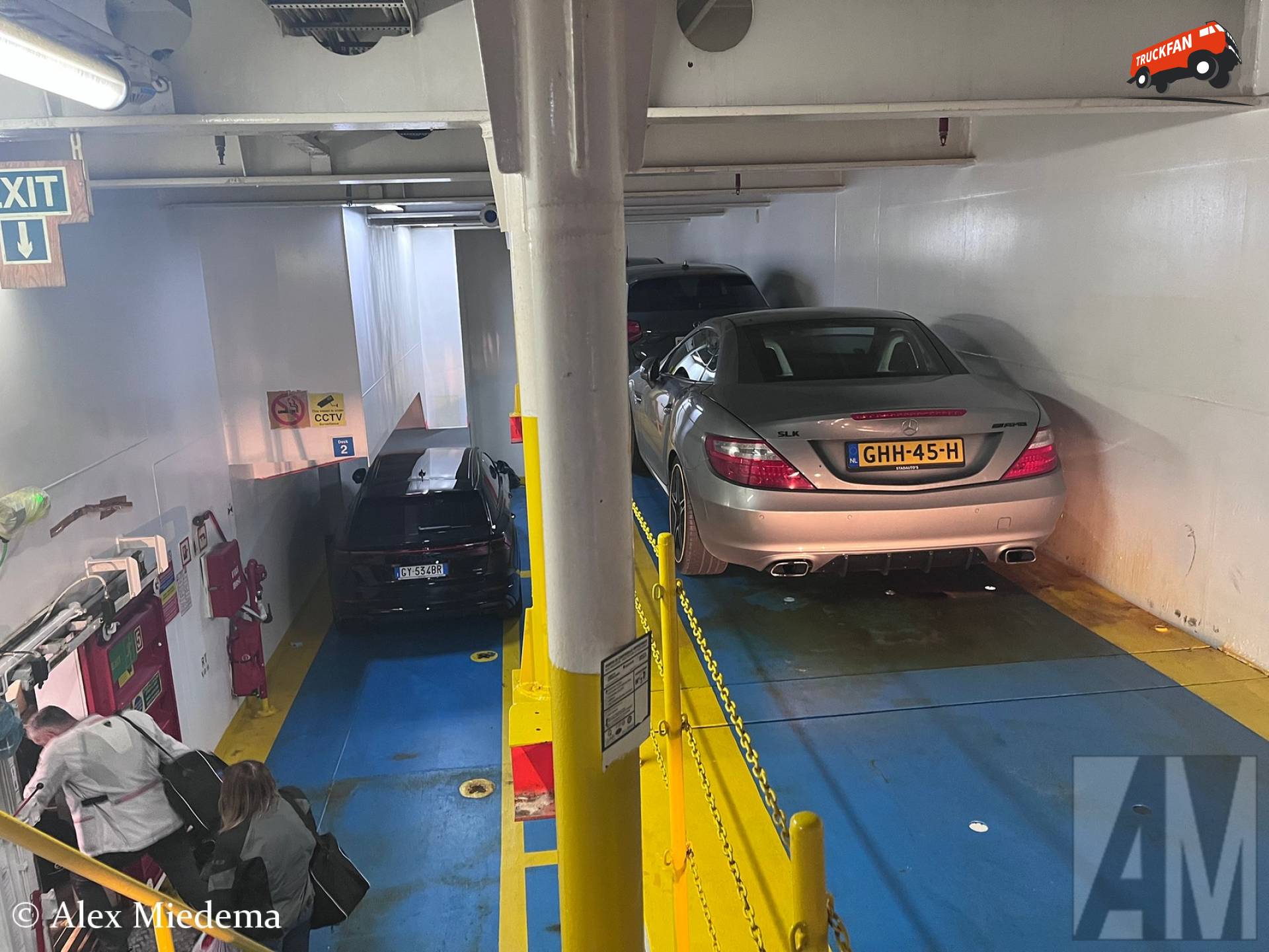 Mijn SLK in het ruim van de AF MIA, in de haven van Durrës (Albanië)