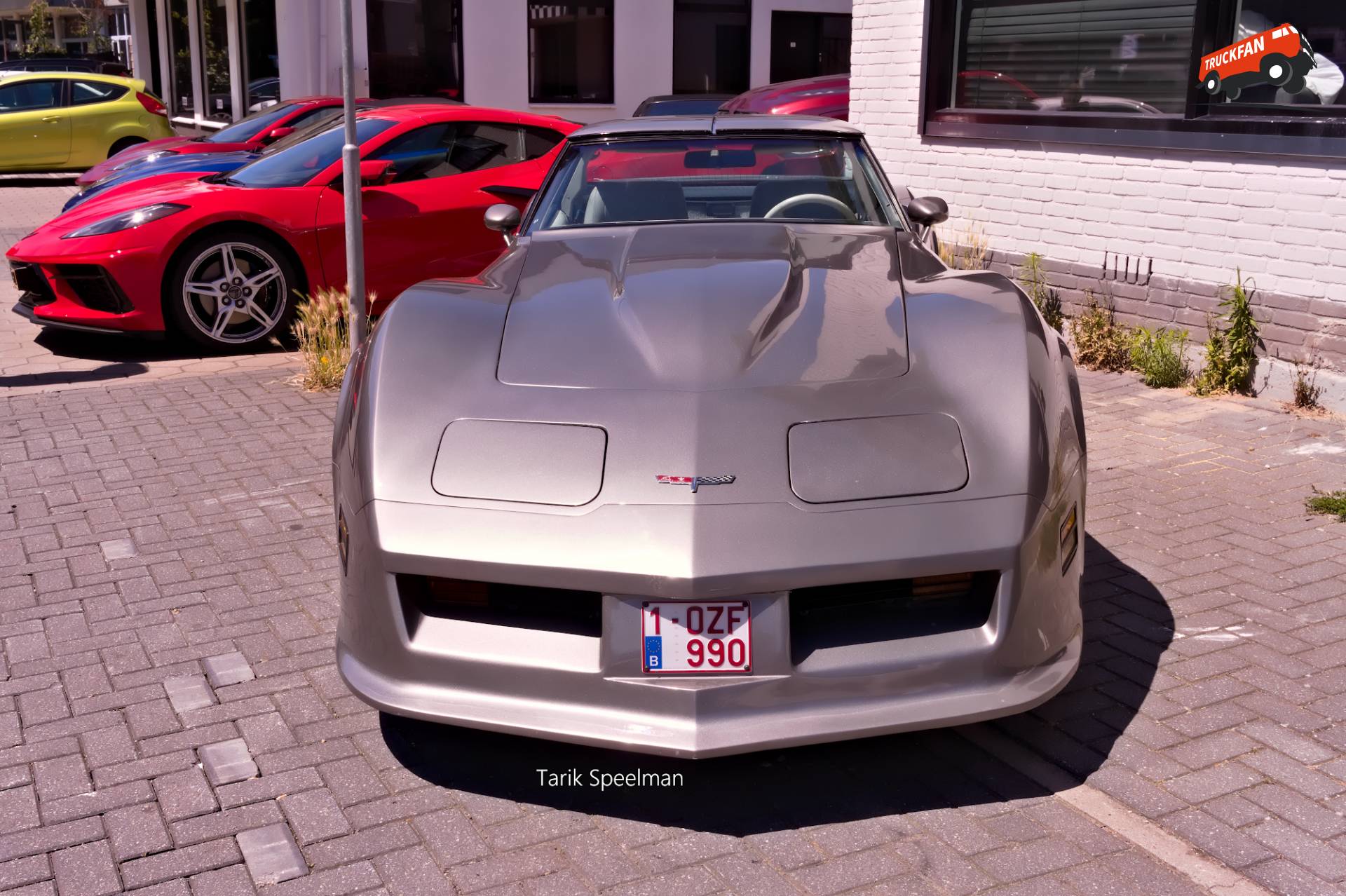 Chevrolet Corvette C3 bij Arton in Zwijndrecht