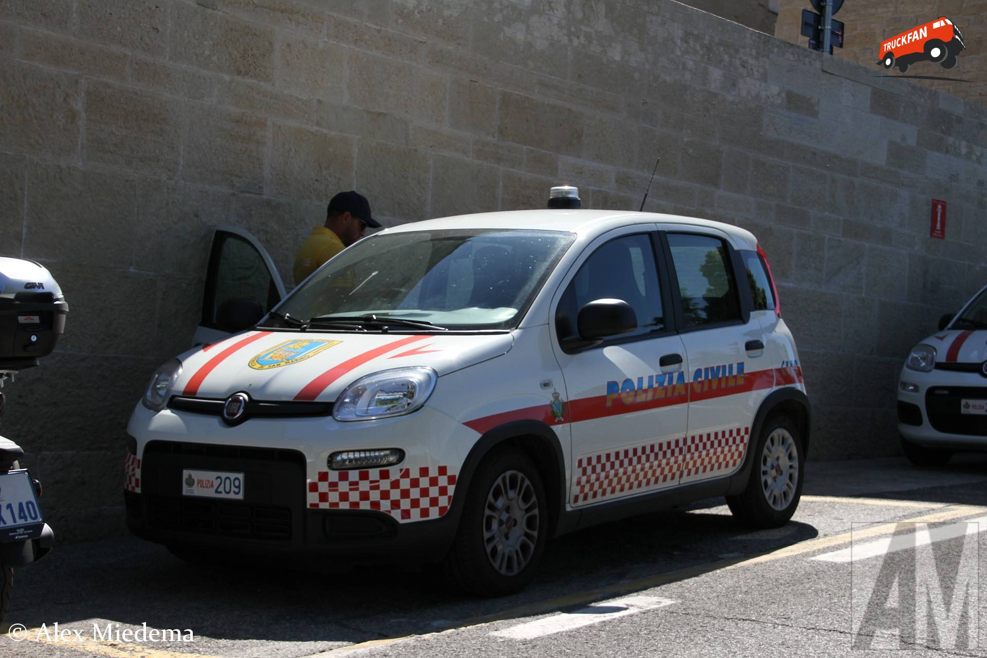 Polizia Civile Fiat Panda met kenteken polizia 209
