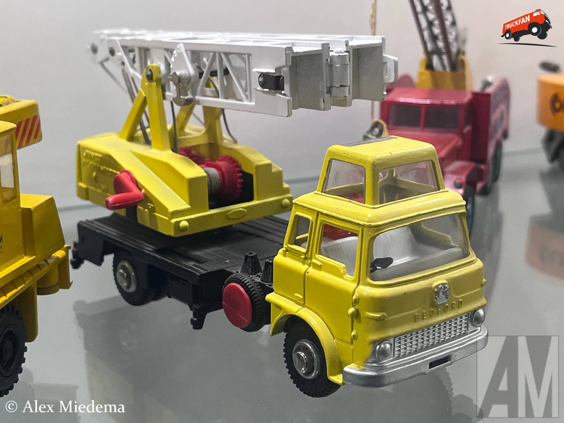 Bedford TK model bij Ebianum Baggermuseum
