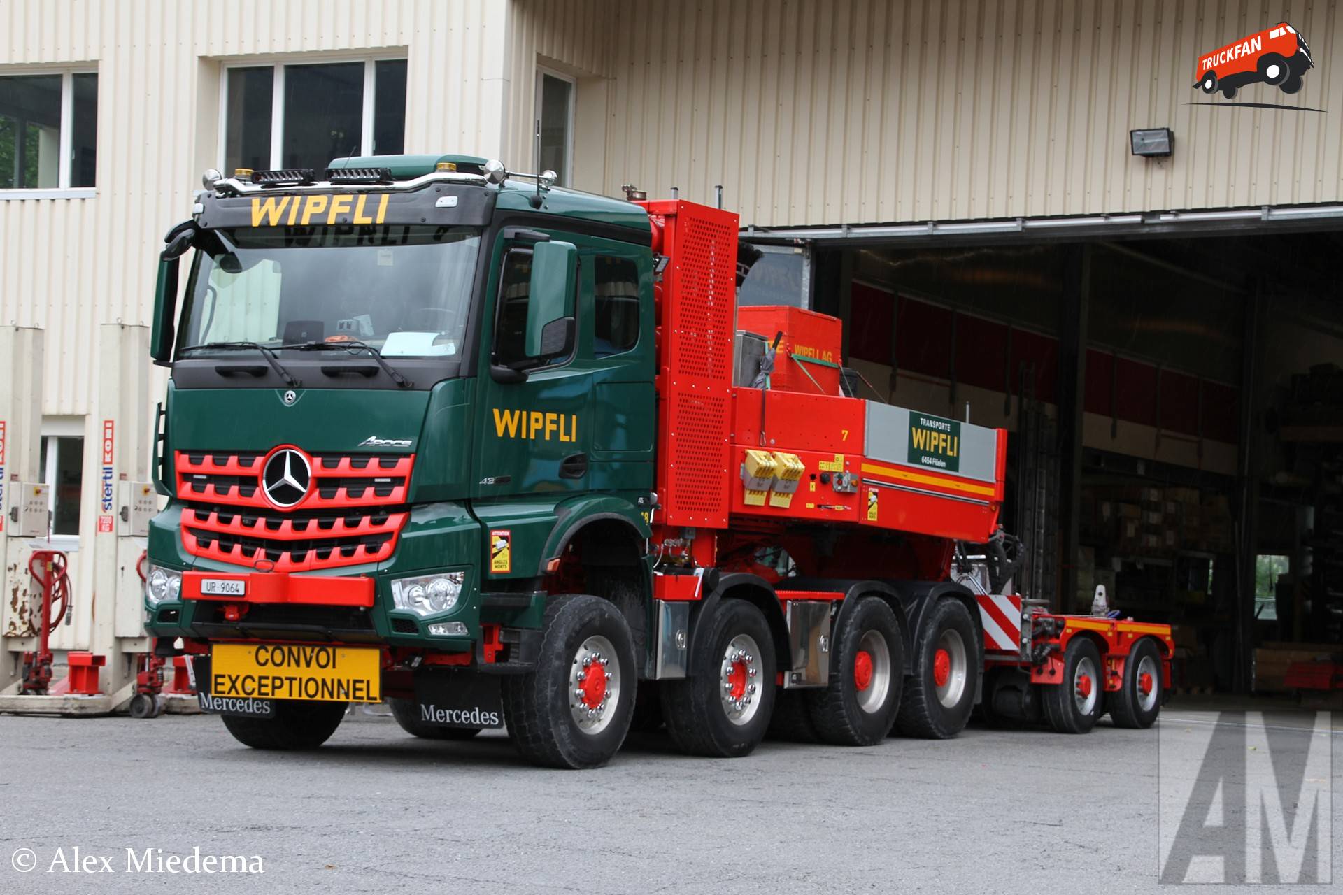 Mercedes-Benz Arocs 4363 8x6 SLT vrachtwagen