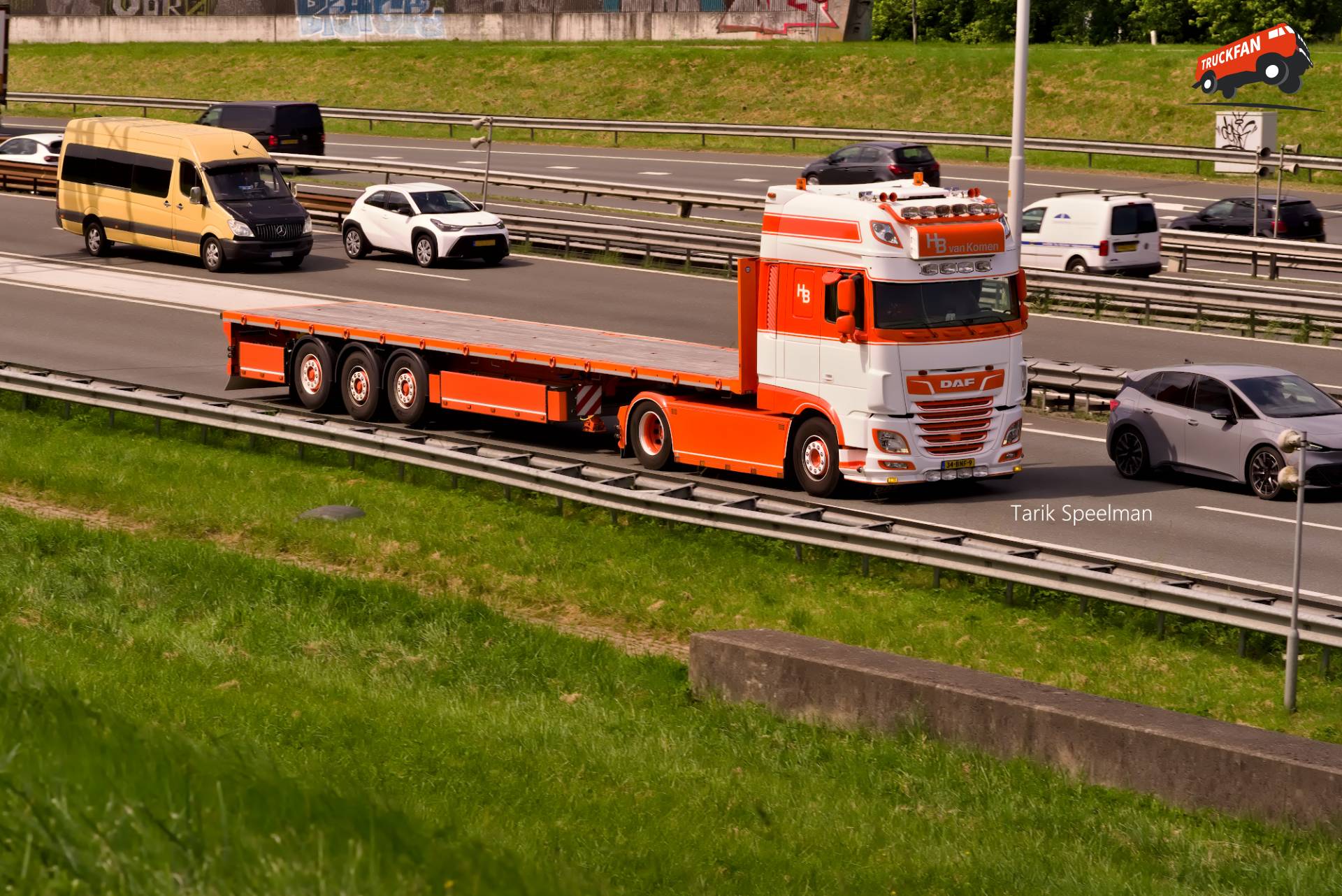 DAF XF Euro 6 vrachtwagen met kenteken 34-BNF-9