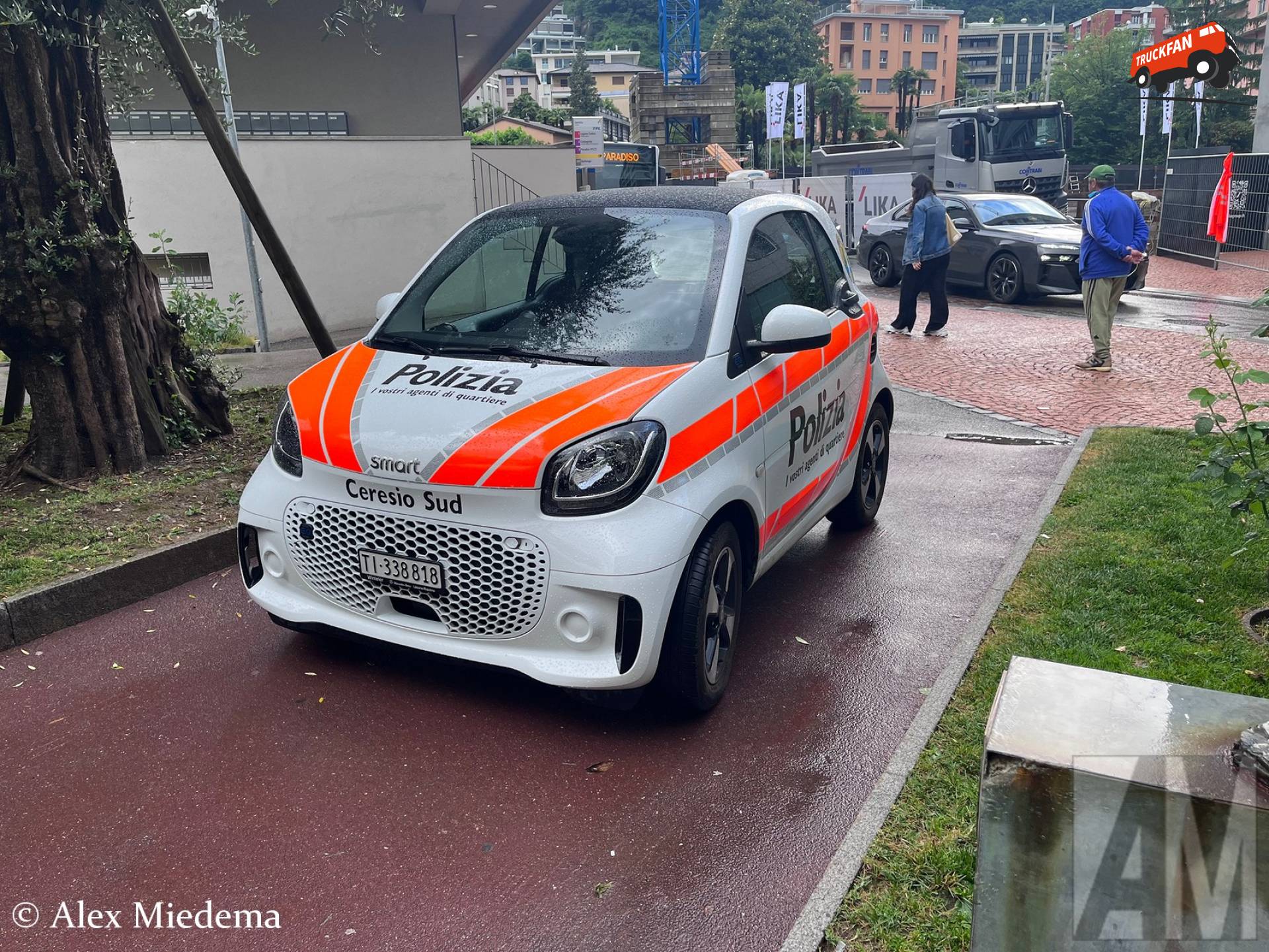 Smart ForTwo van Polizia Ceresio Sud in Paradiso