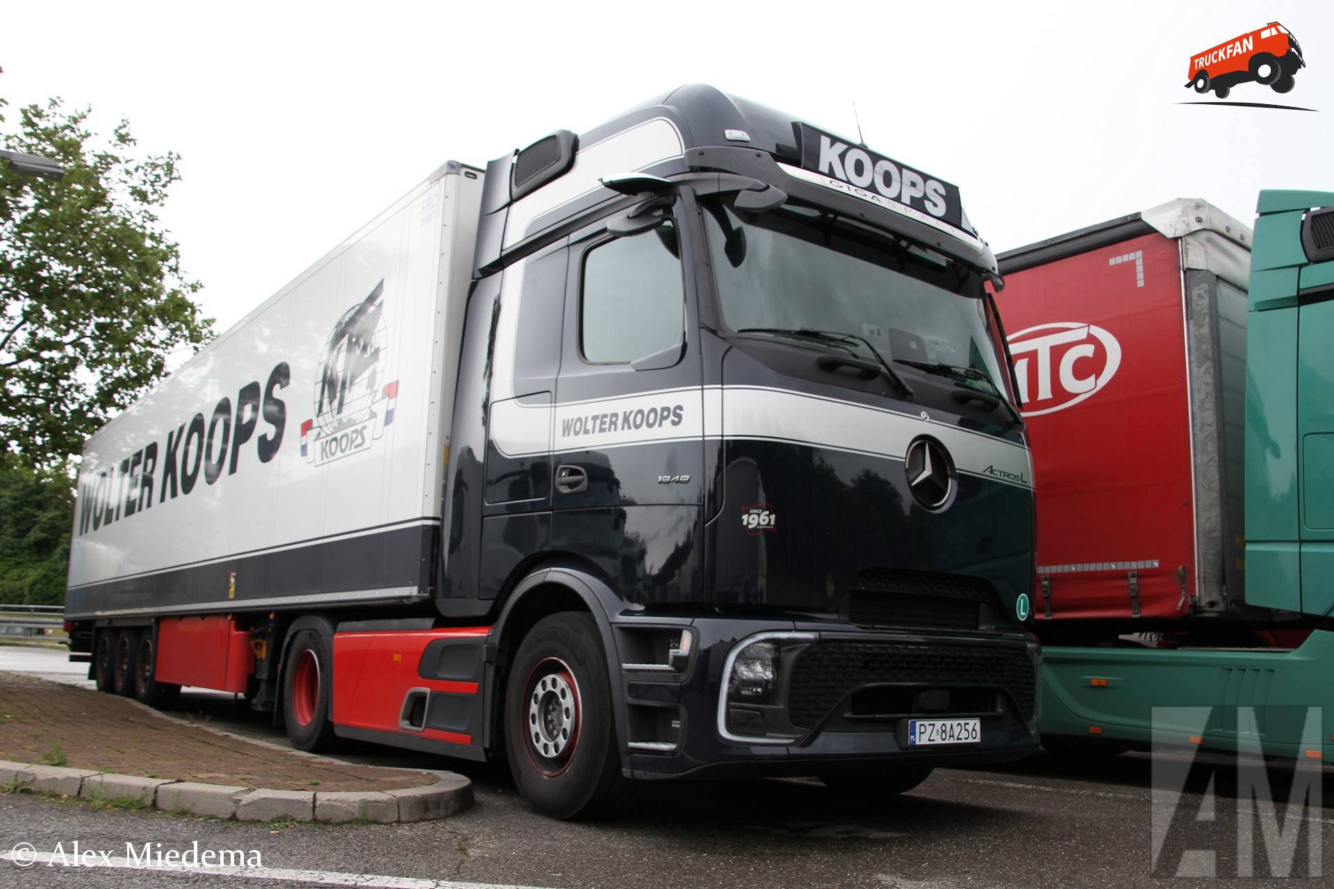 Wolter Koops Mercedes-Benz Actros L ProCabin truck