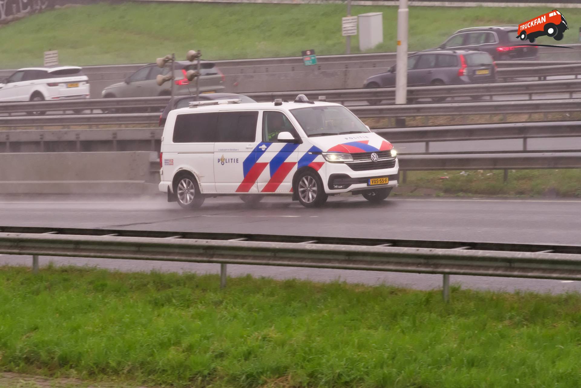 Volkswagen Transporter T7 van de Politie