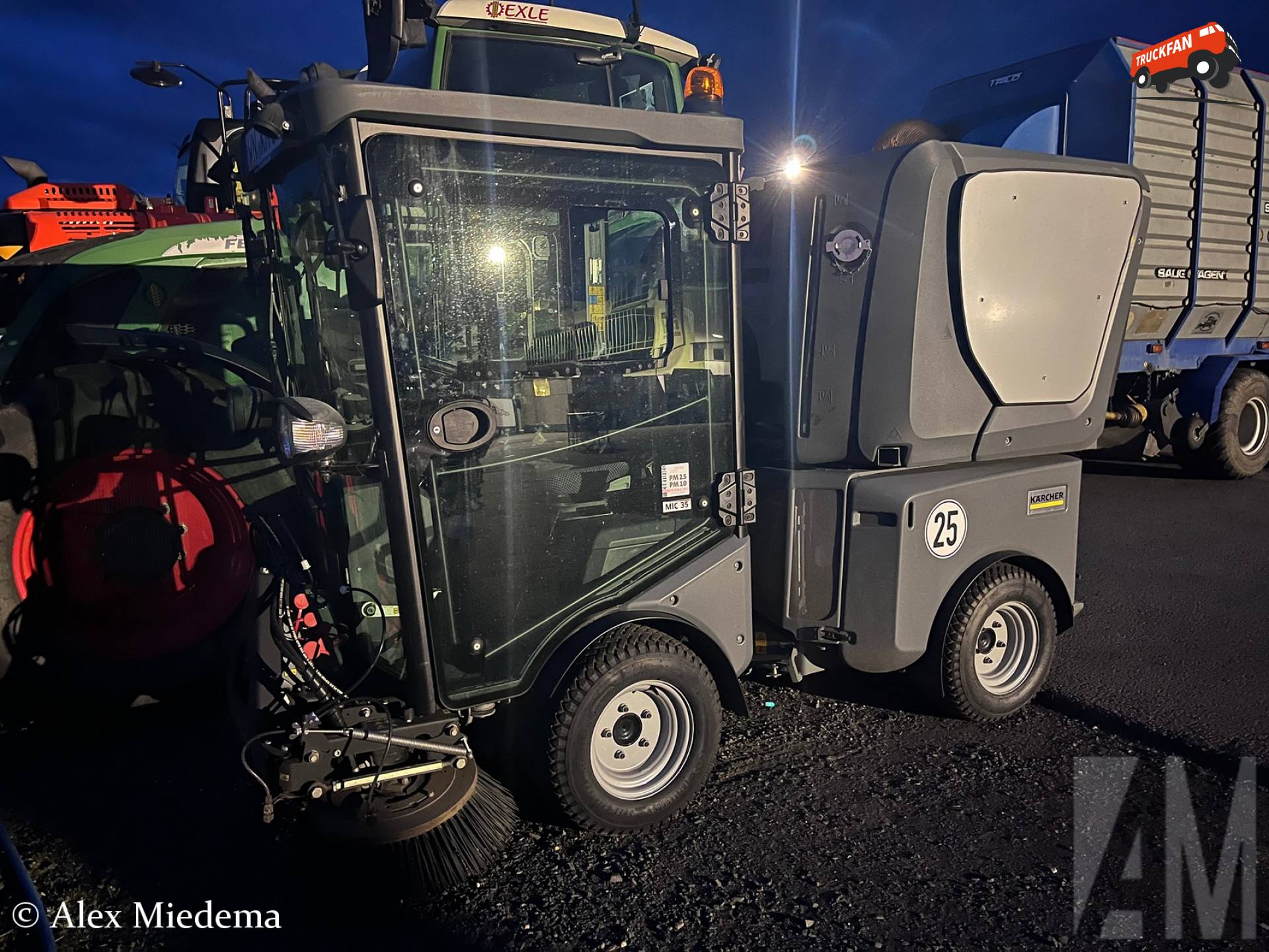 Kärcher veegmachine op paddock Nürburgring