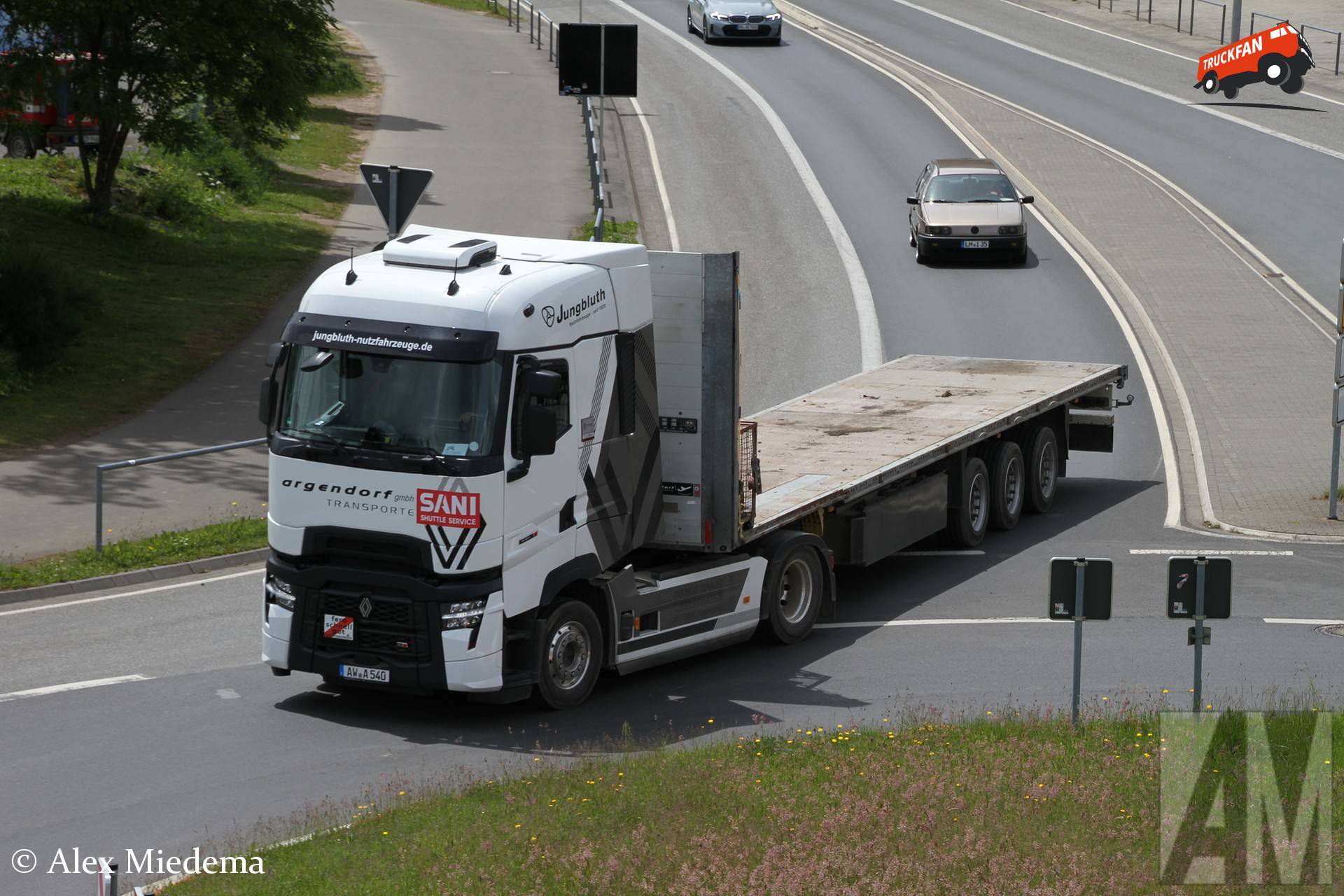 Renault T-serie vrachtwagen bij Nürburgring Boulevard