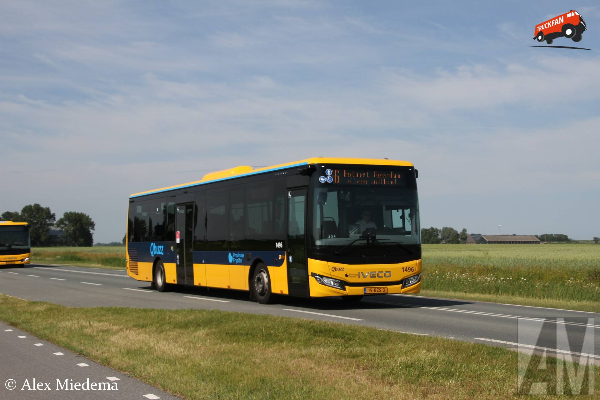 Bus 1496 van Qbuzz tussen Blije en Holwert