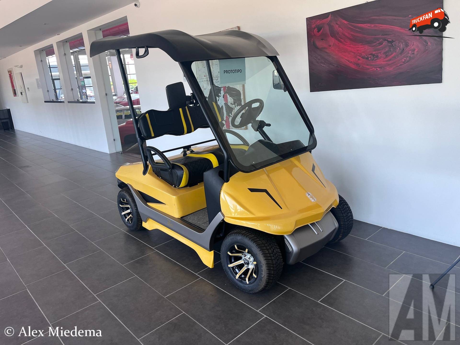 Town Life prototype golfcar in Museo Ferruccio Lamborghini