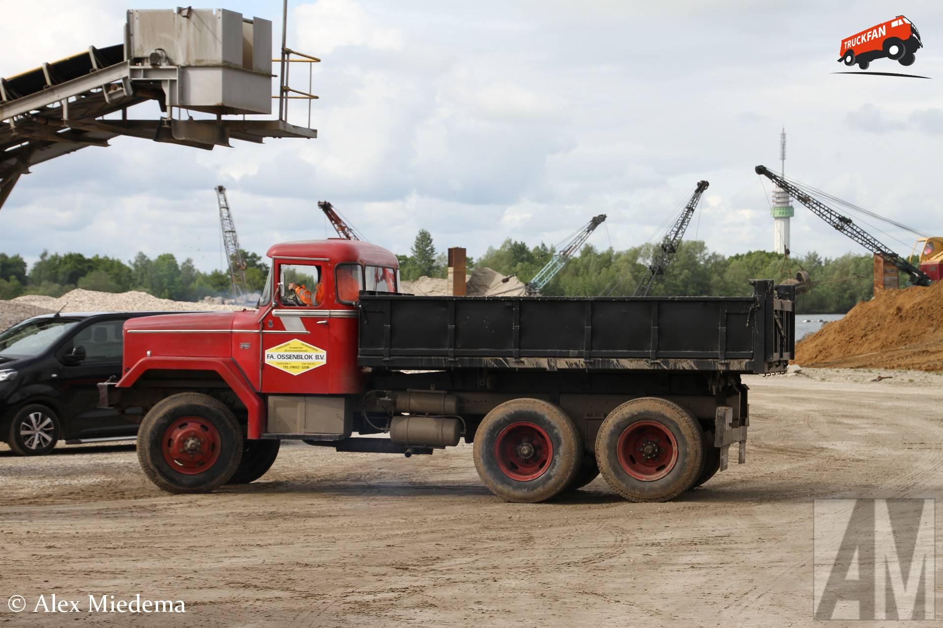 Terberg N1100 truck bij Zandput De Dormelaar