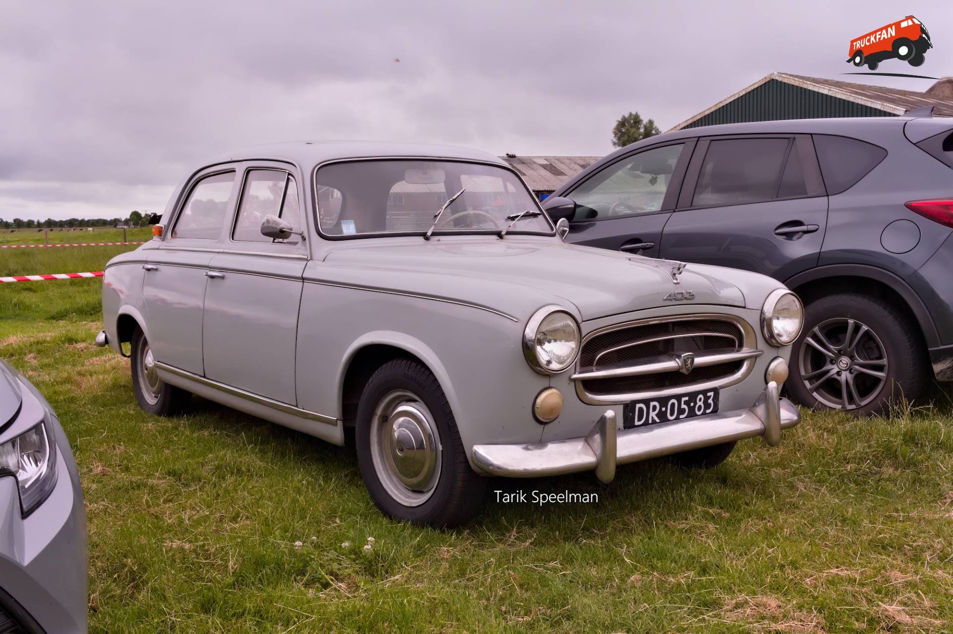 Peugeot 403 op Historisch Festival Hensbroek 2026