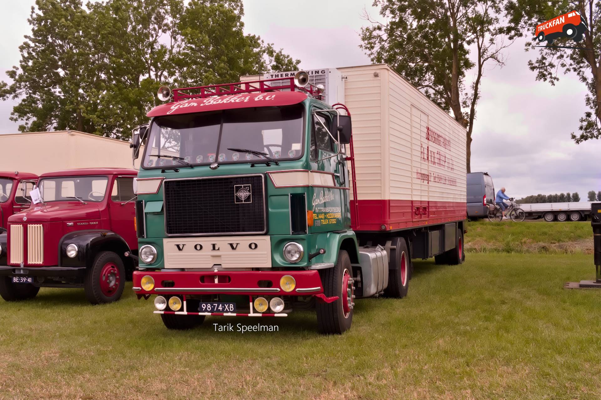 Volvo F88 vrachtwagen 98-74-XB in Hensbroek