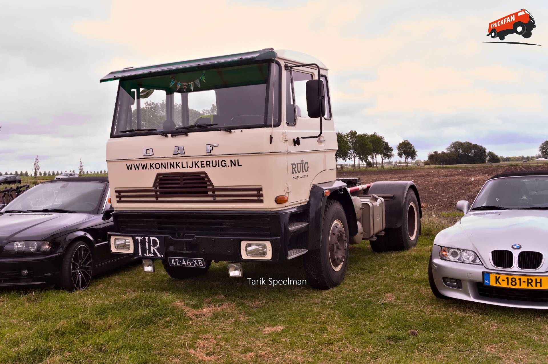 DAF FA2000 vrachtwagen met kenteken 42-46-XB