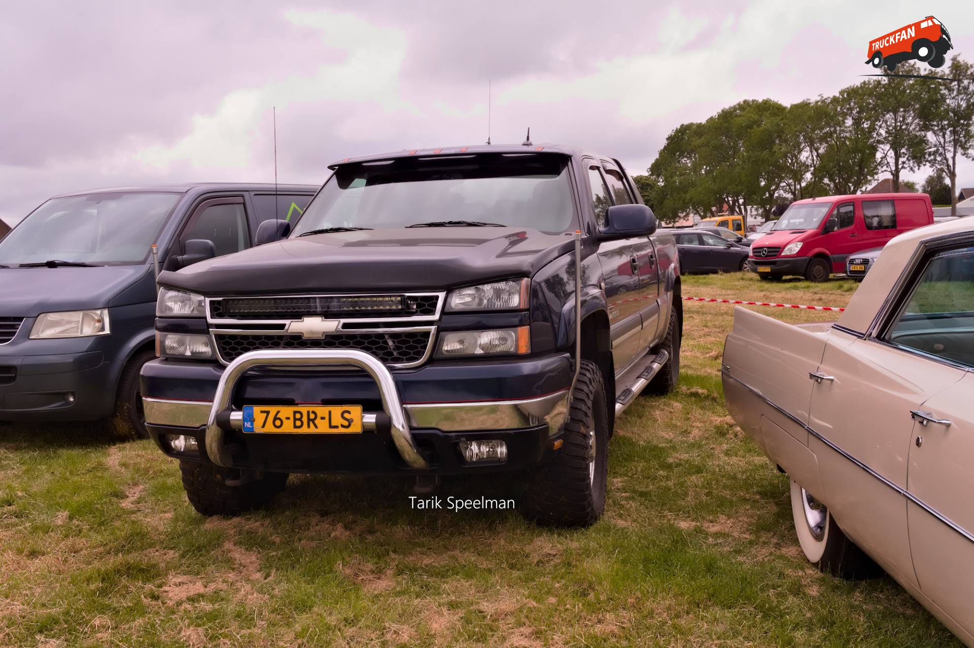 Chevrolet Silverado Pick-Up in Hensbroek