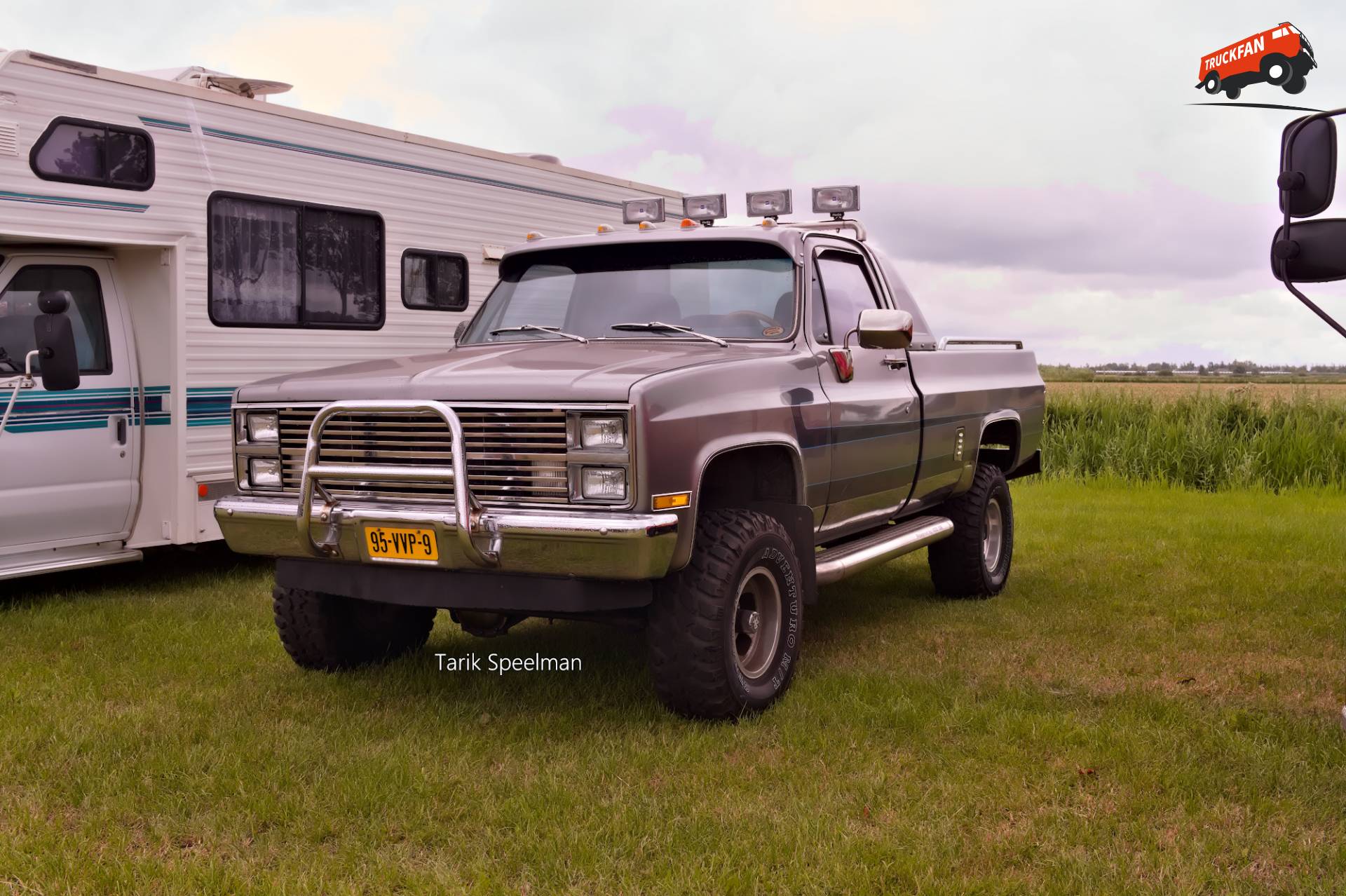 Chevrolet K10 personenvervoer in Hensbroek