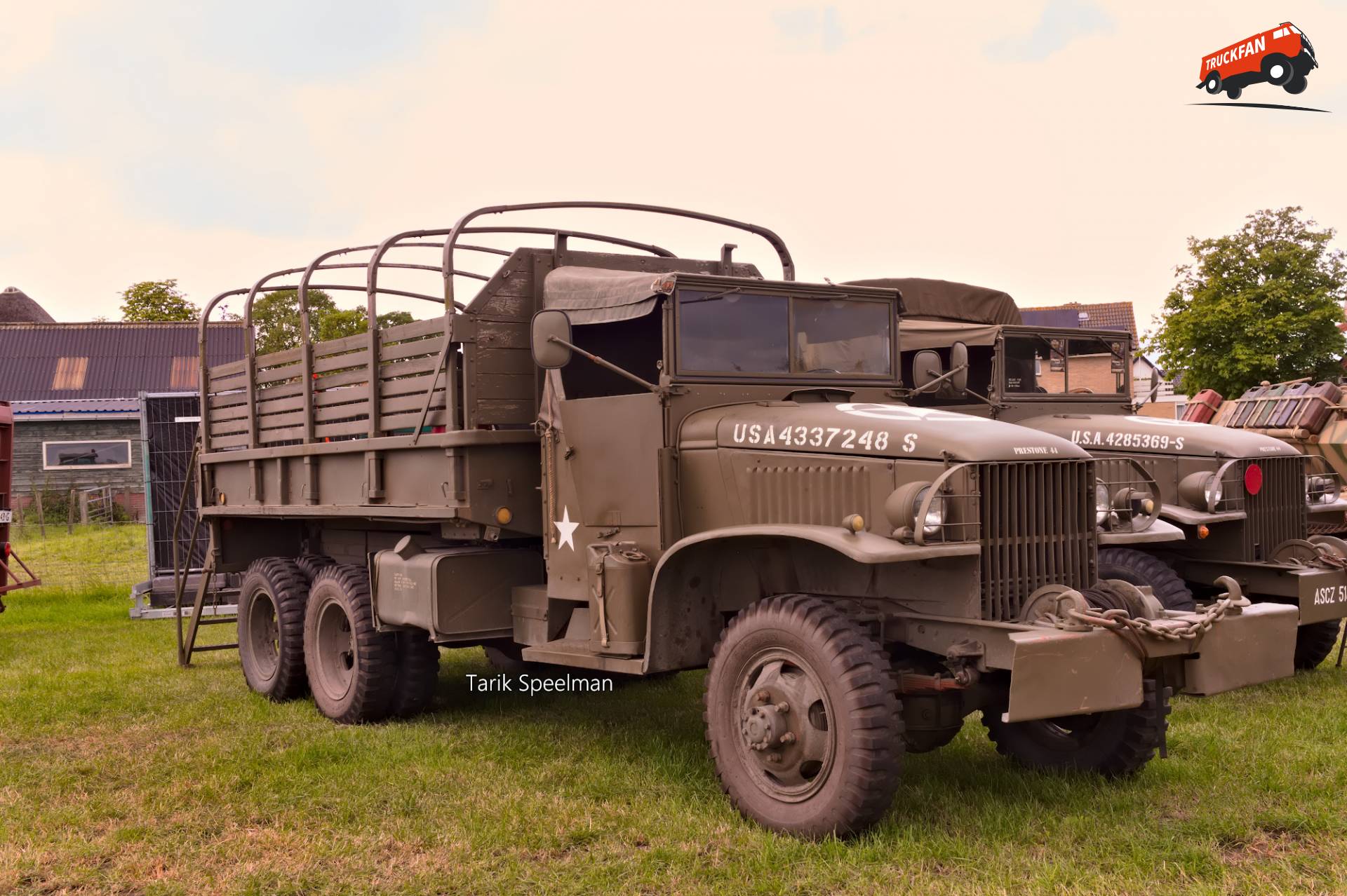 GMC CCKW Defensie vrachtwagen op historisch festival