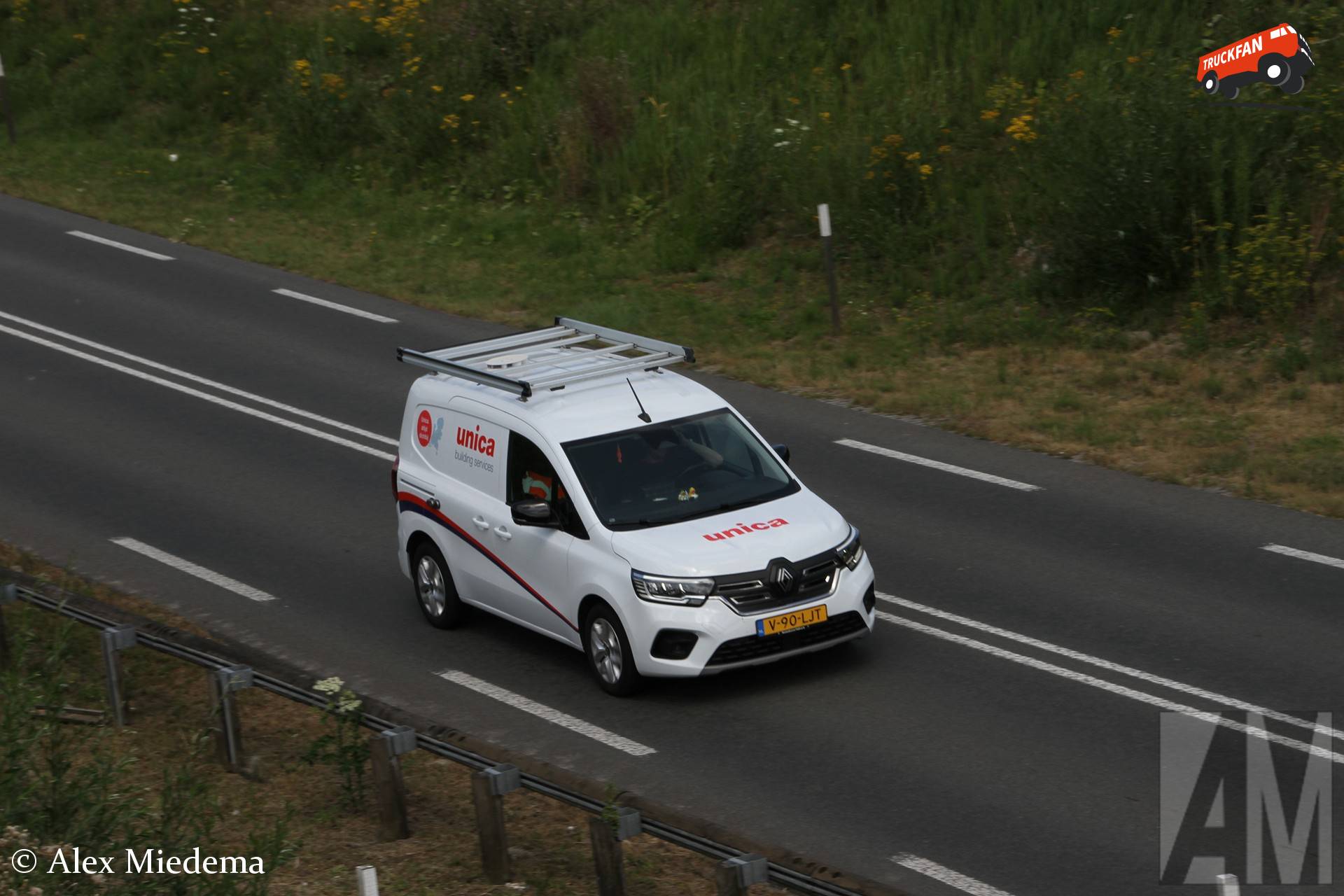 Renault Kangoo e-Tech van Unica