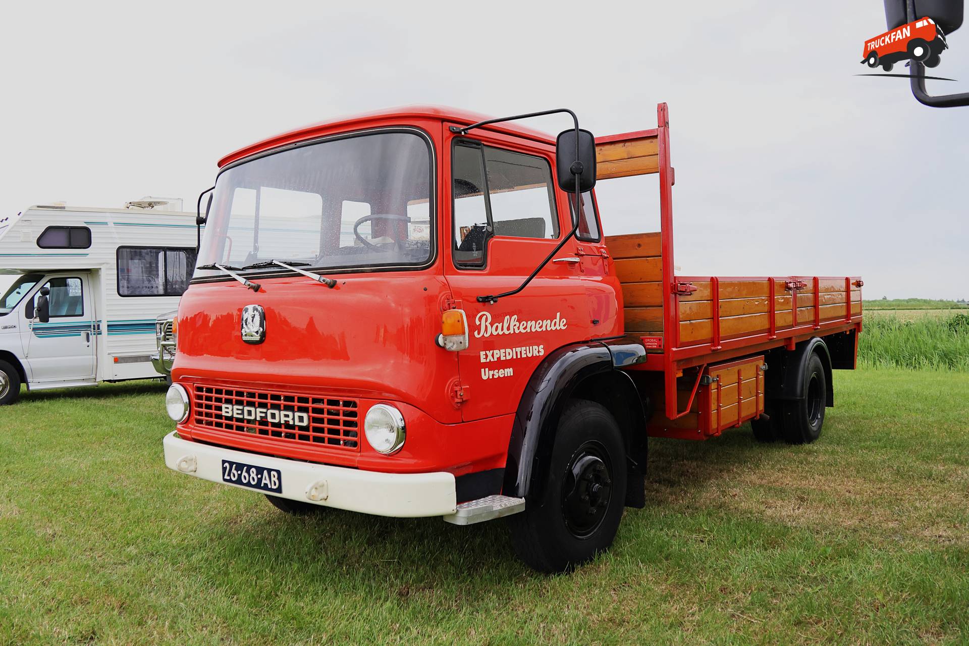 Bedford TK truck op historisch festival in Hensbroek