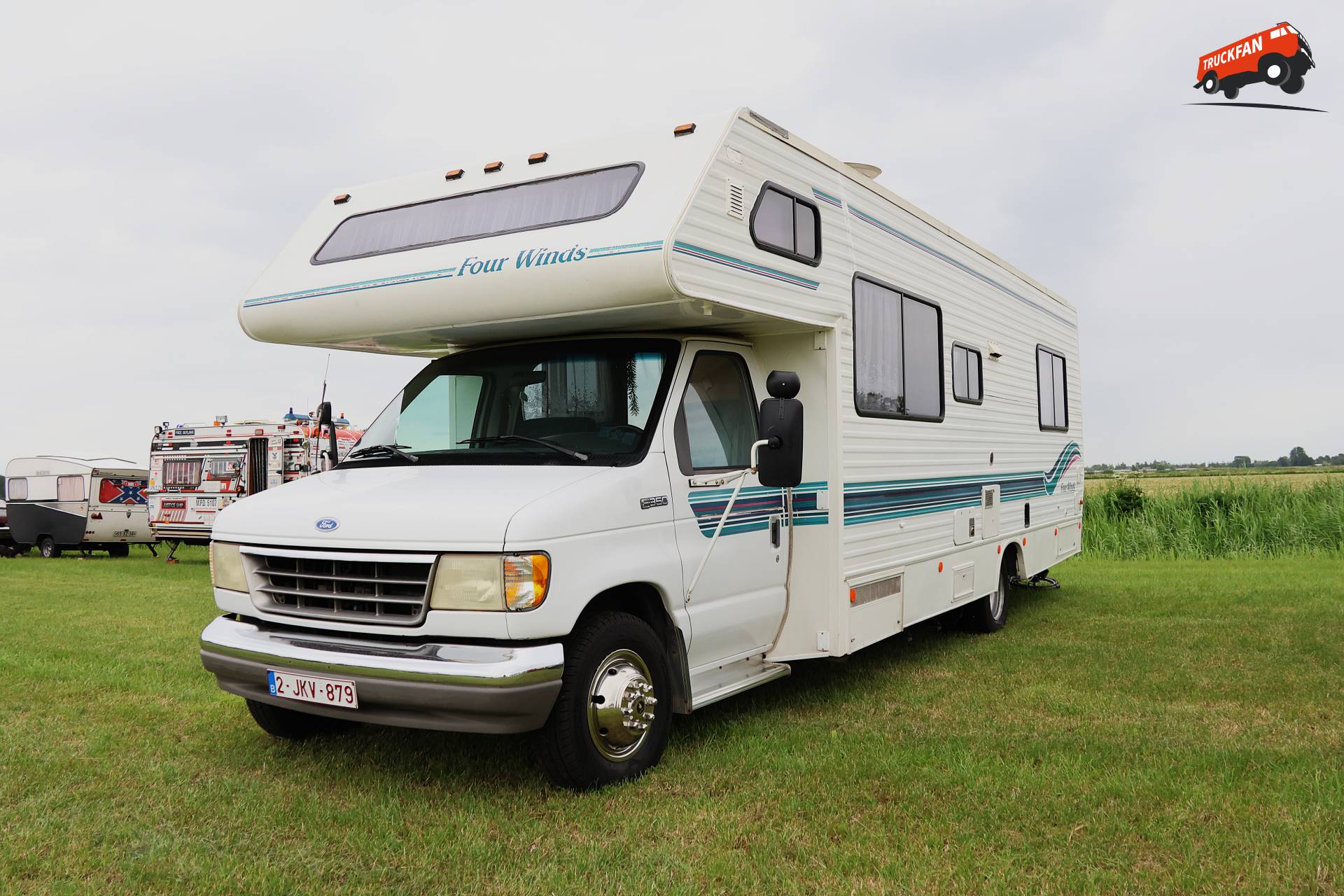 Thor Motor Coach Four Winds op historisch festival