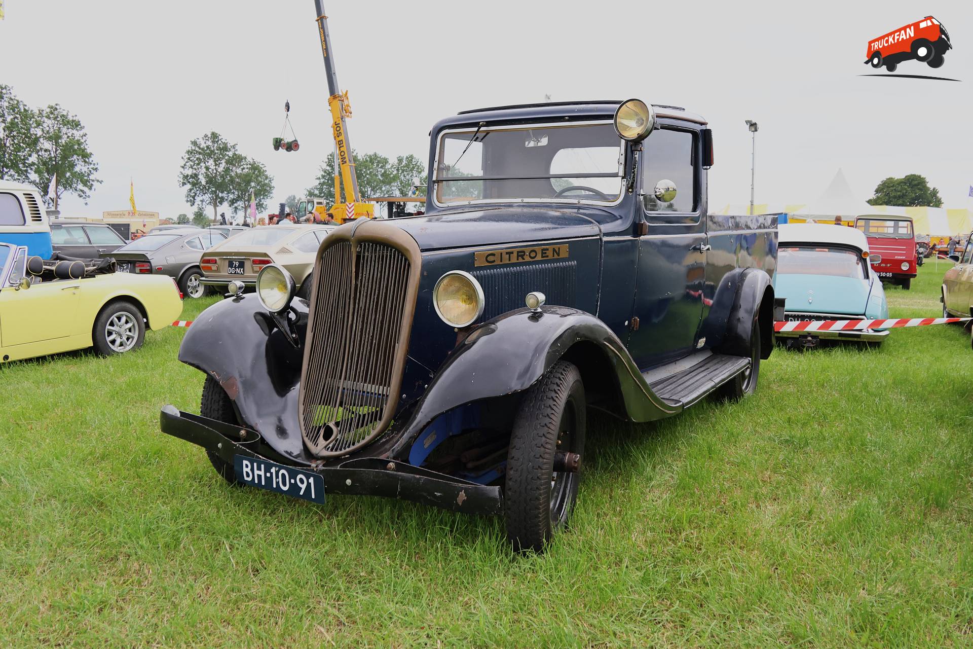 Citroën 11UB op Historisch Festival in Hensbroek