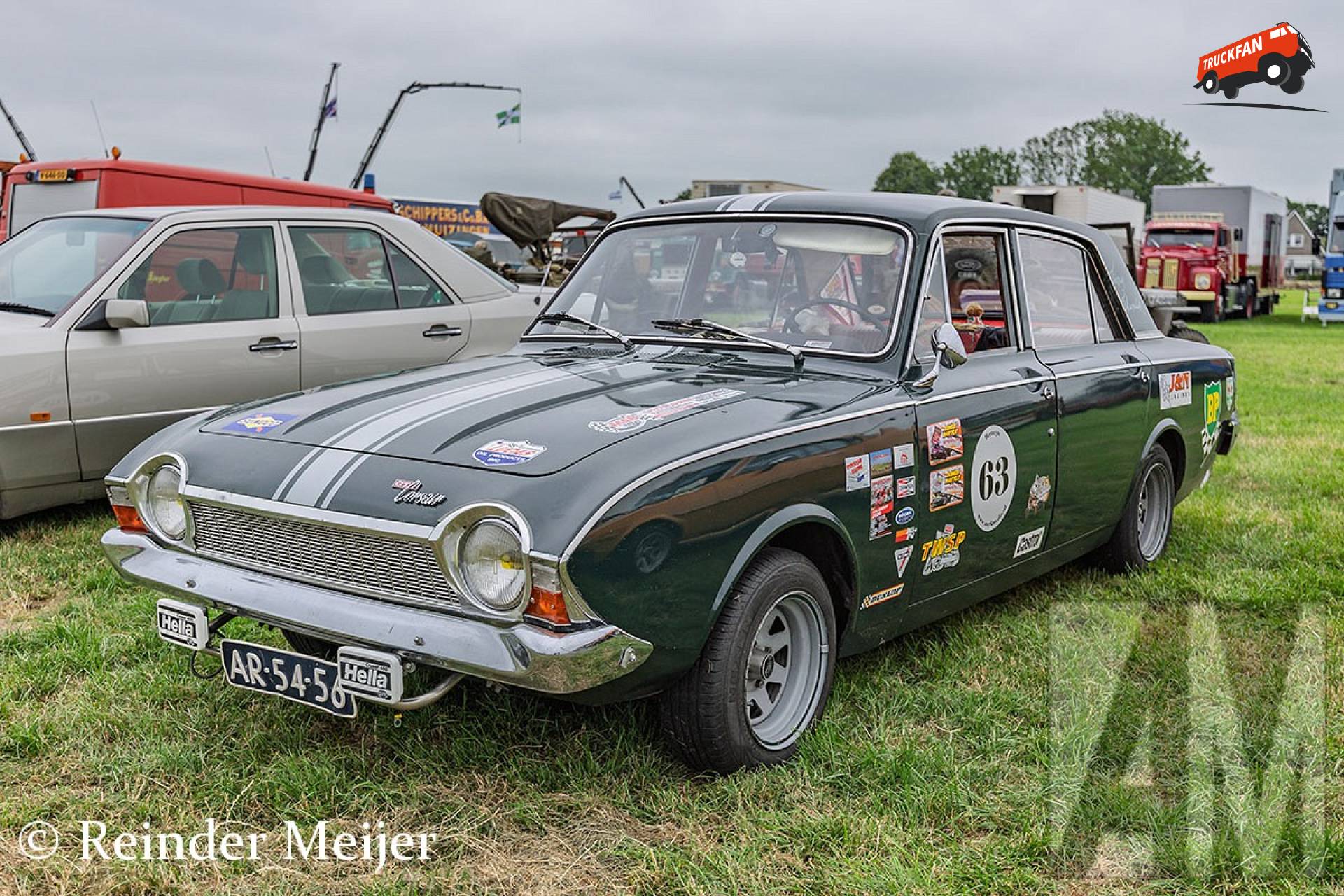 Ford Consul Corsair 1964 bij Oldtimerdei Nijlân