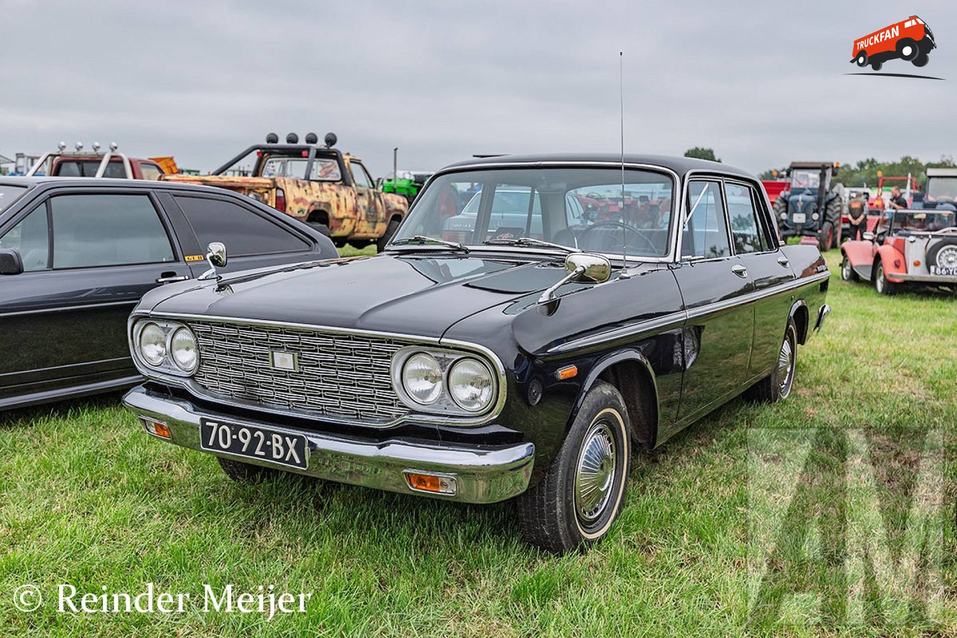 Toyota Crown uit 1966 bij Oldtimerdei Nijlân