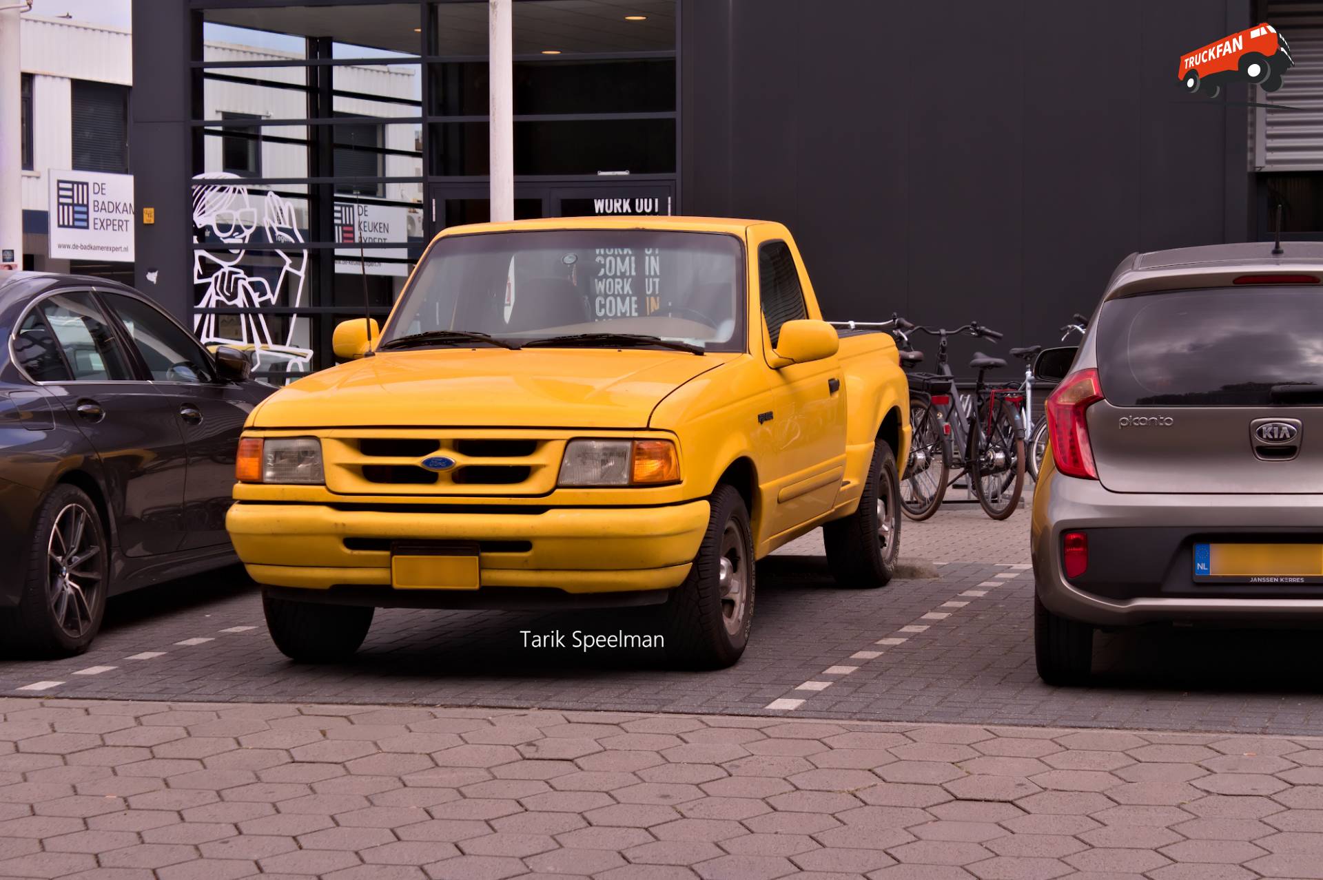 Ford Ranger personenvoertuig in Zwijndrecht