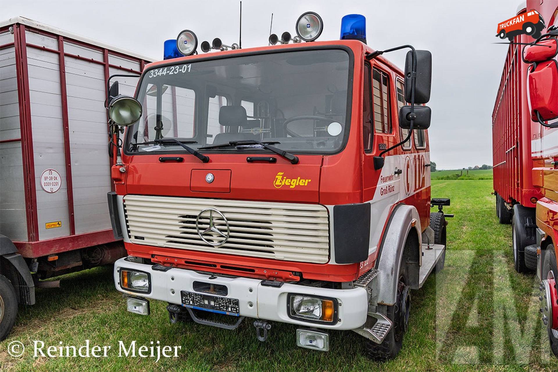 Mercedes-Benz AF1222 bij Oldtimerdei Nijlân
