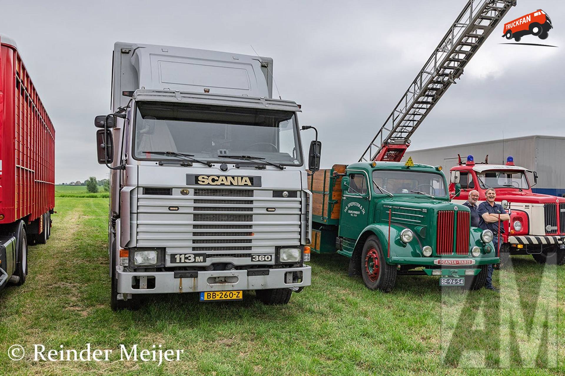Scania 113M360 bij Oldtimerdei Nijlân