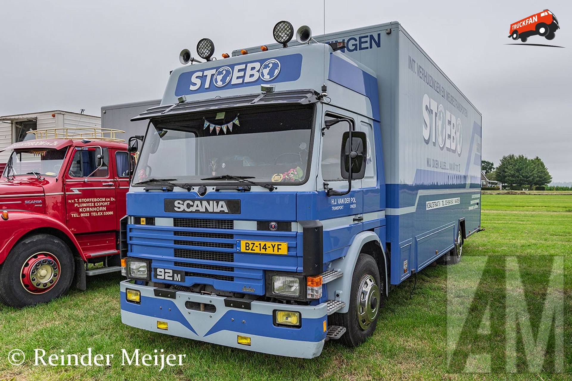 Scania 92M in Stoebo kleuren bij Oldtimerdei Nijlân