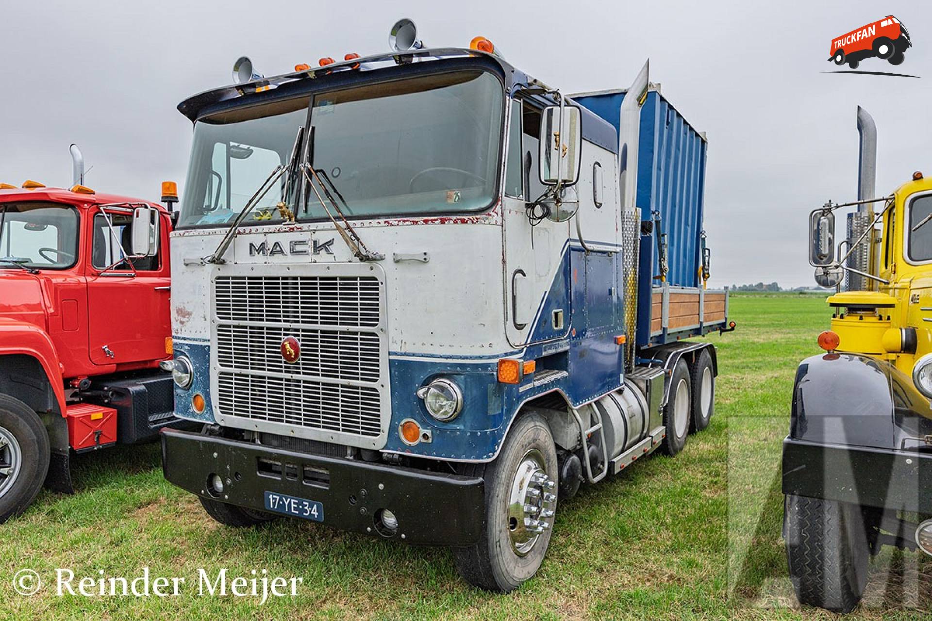 Mack WS Cruiseliner op Oldtimerdei