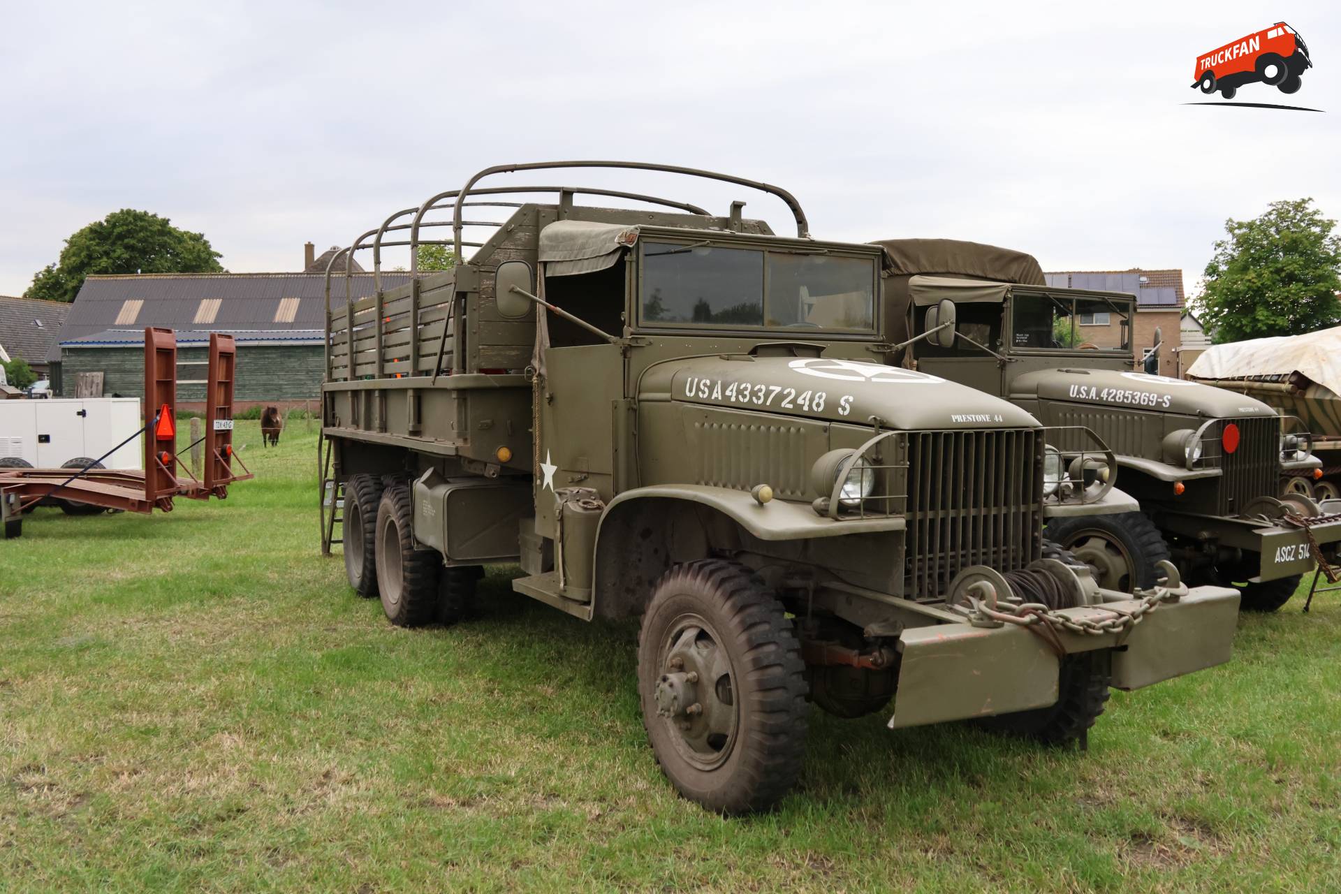 GMC CCKW 353 bij Historisch Festival Hensbroek