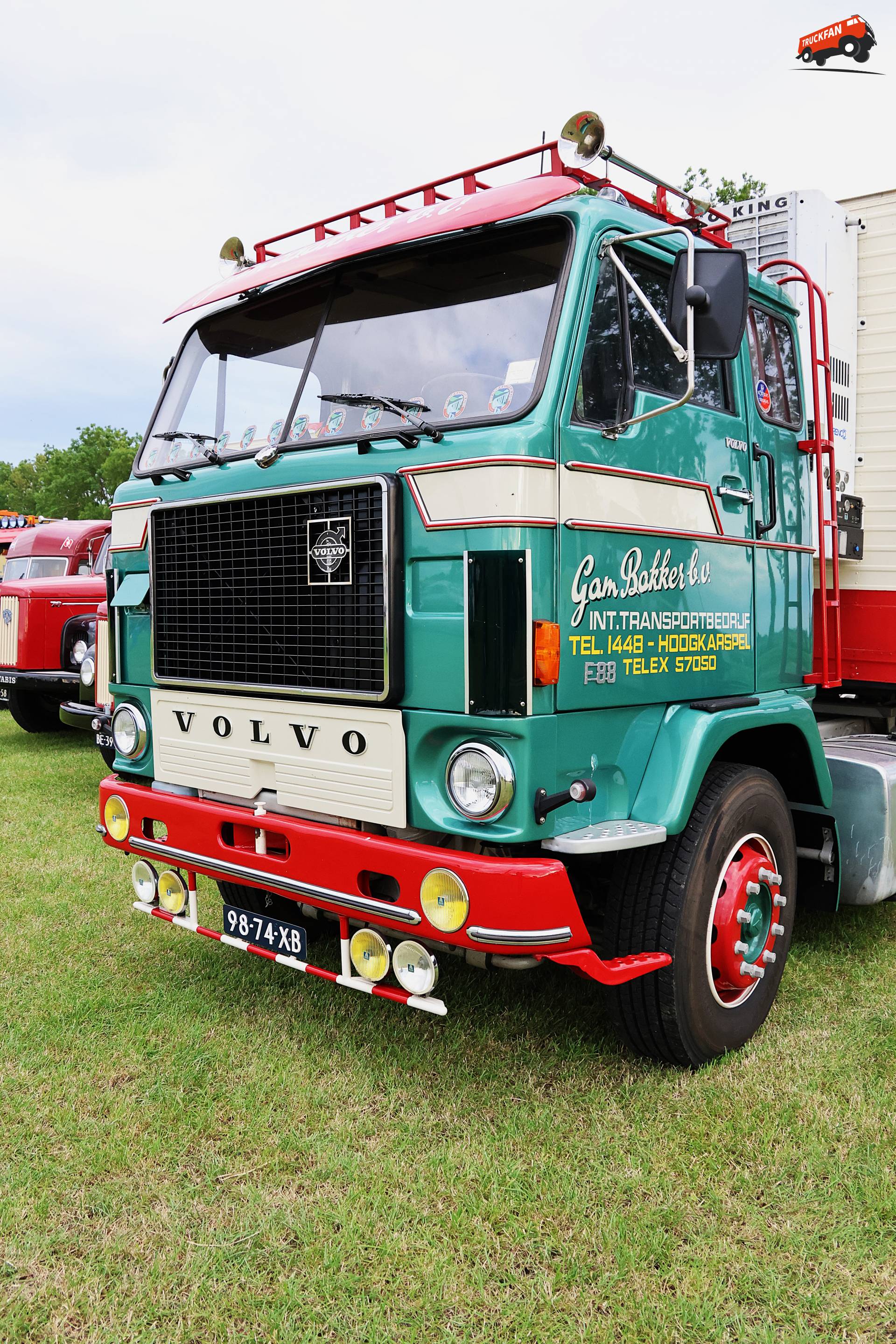 Volvo F88 bij historisch festival in Hensbroek