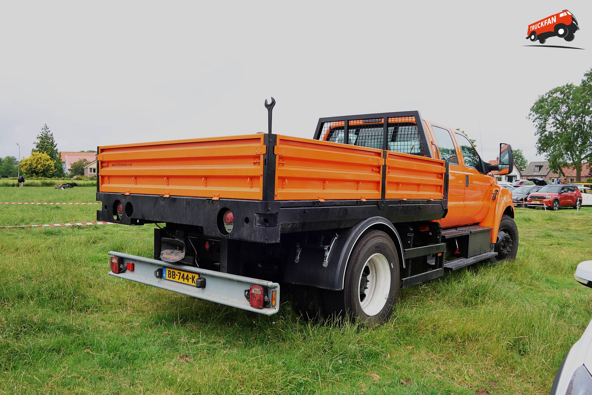 Ford F750 bij historisch festival