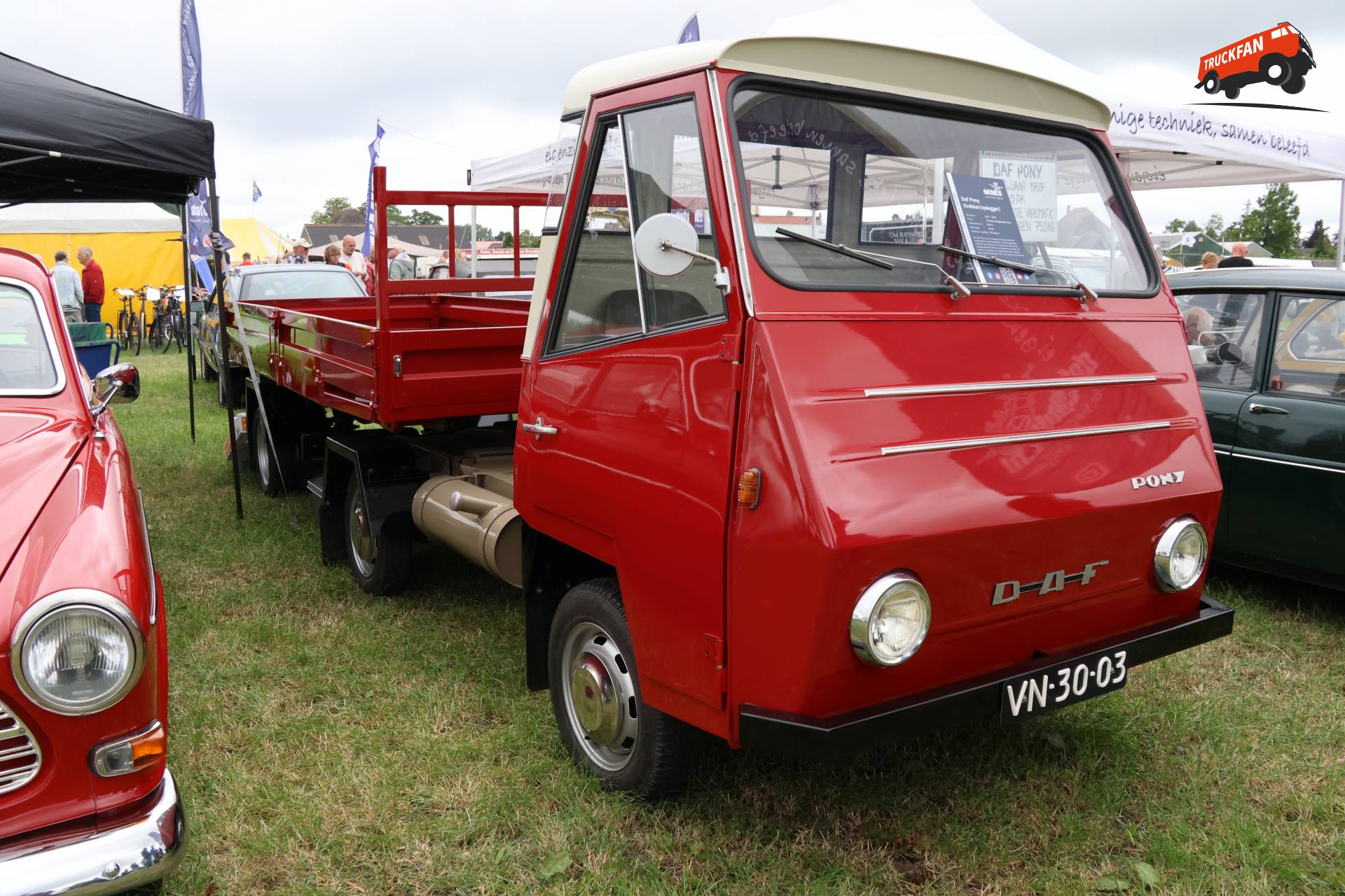 DAF Pony op historisch festival in Hensbroek