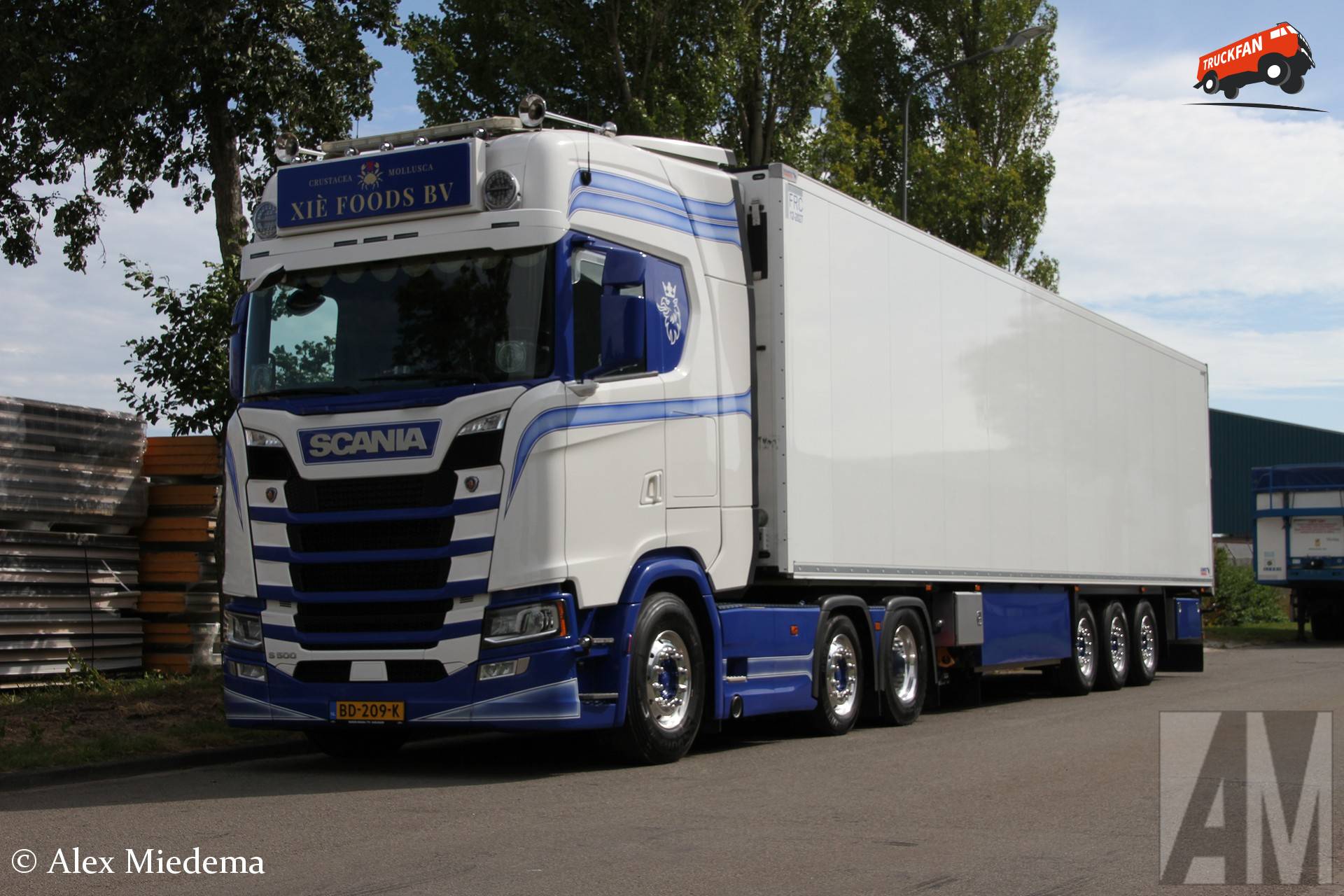 Xiè Foods Scania S500 vehicle