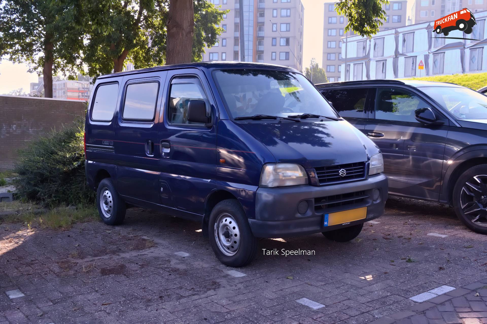 Suzuki Carry personenvervoer in Zwijndrecht