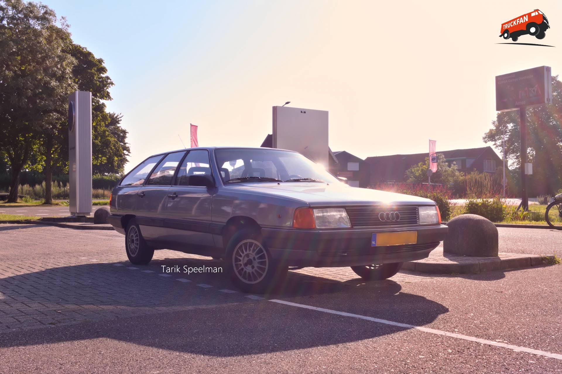 Audi 100 Avant in Zwijndrecht