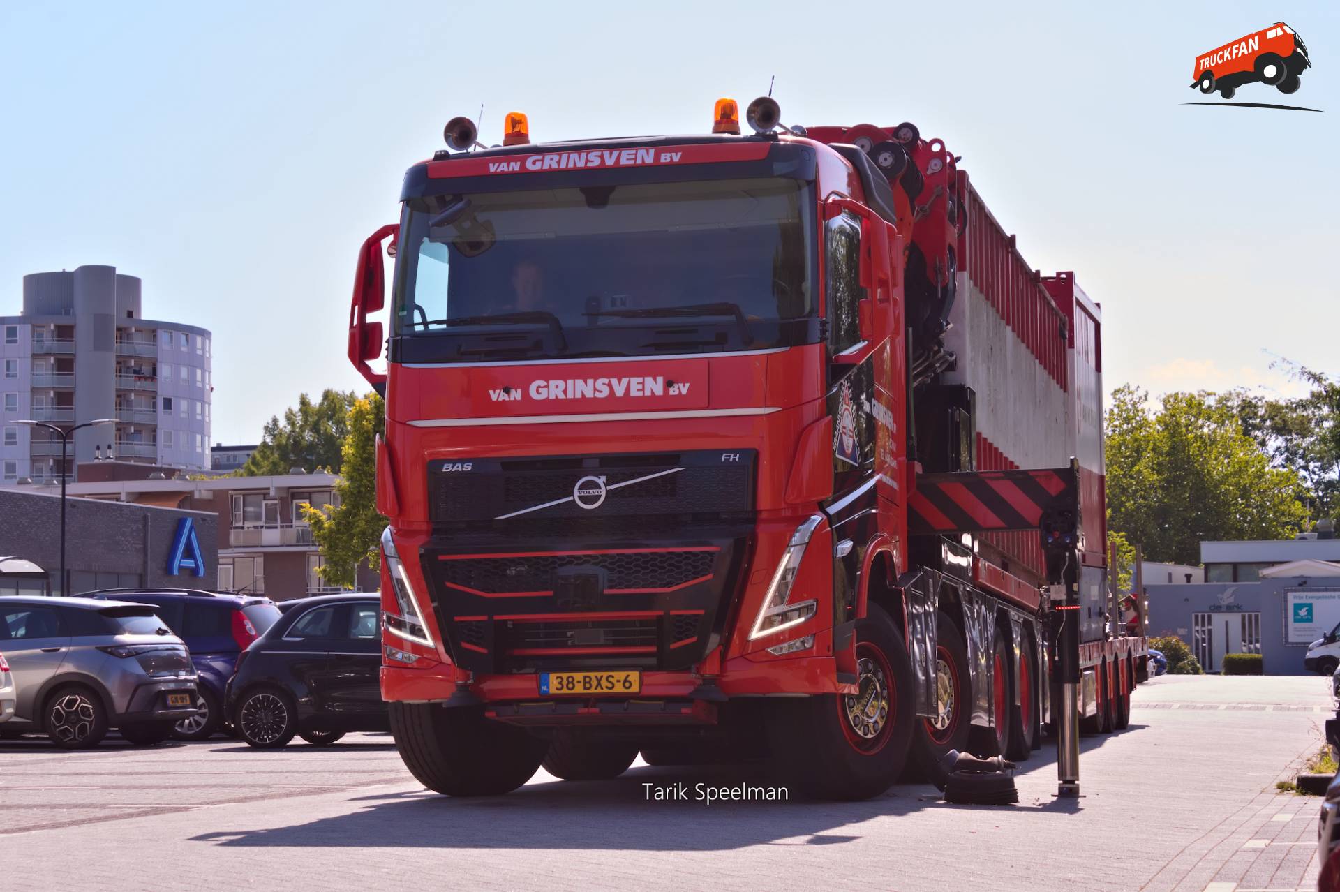Volvo FH 5th Gen vrachtwagen met kenteken 38-BXS-6
