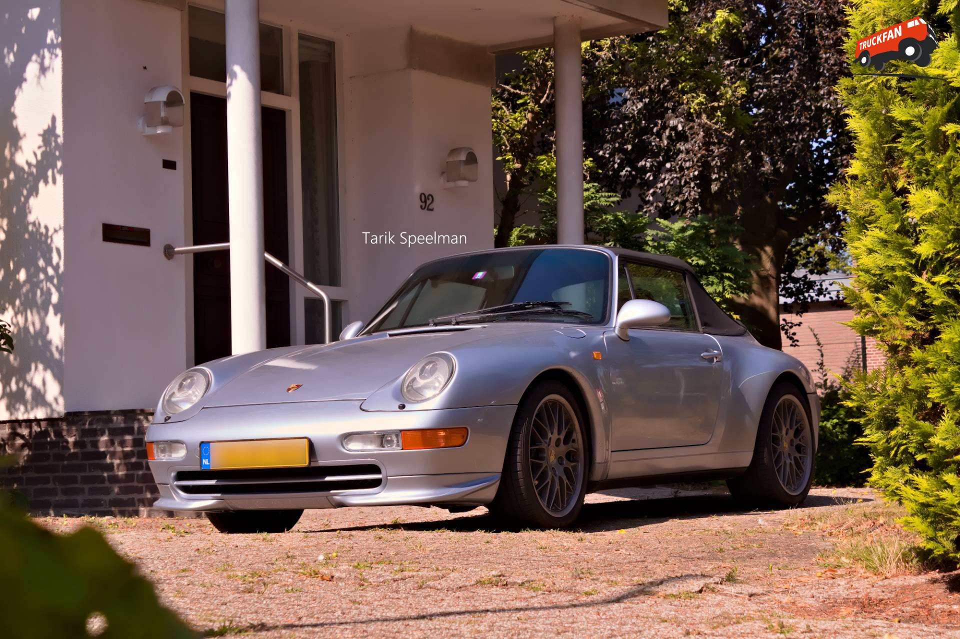 Porsche 911 Cabriolet in Zwijndrecht