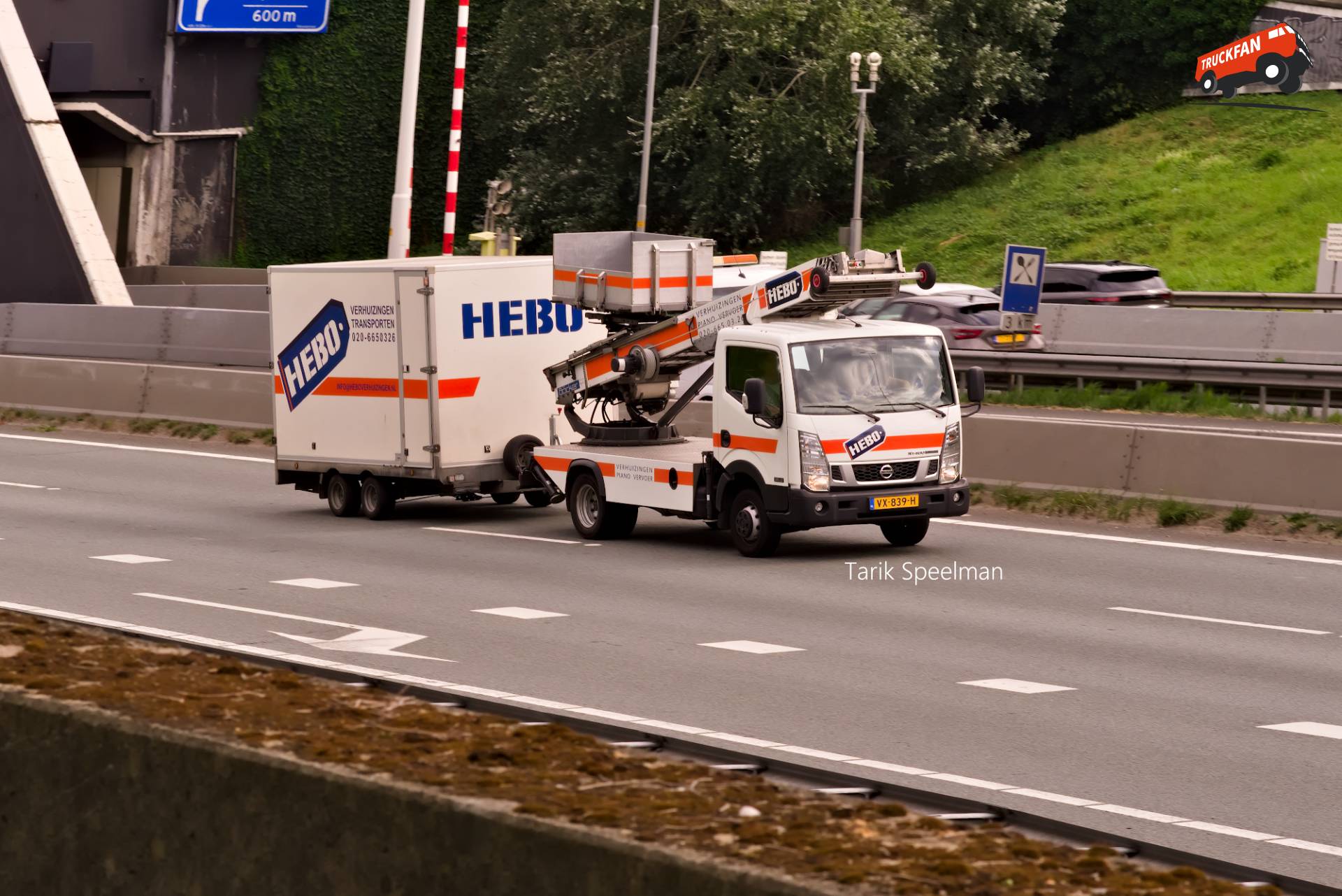Nissan NT400 Cabstar vrachtwagen met kenteken VX-839-H