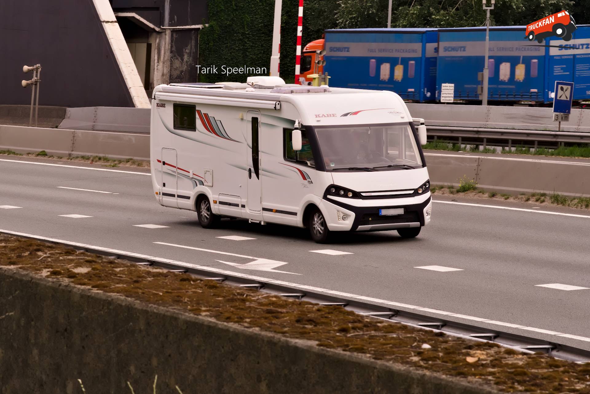 Kabe camper op de A16